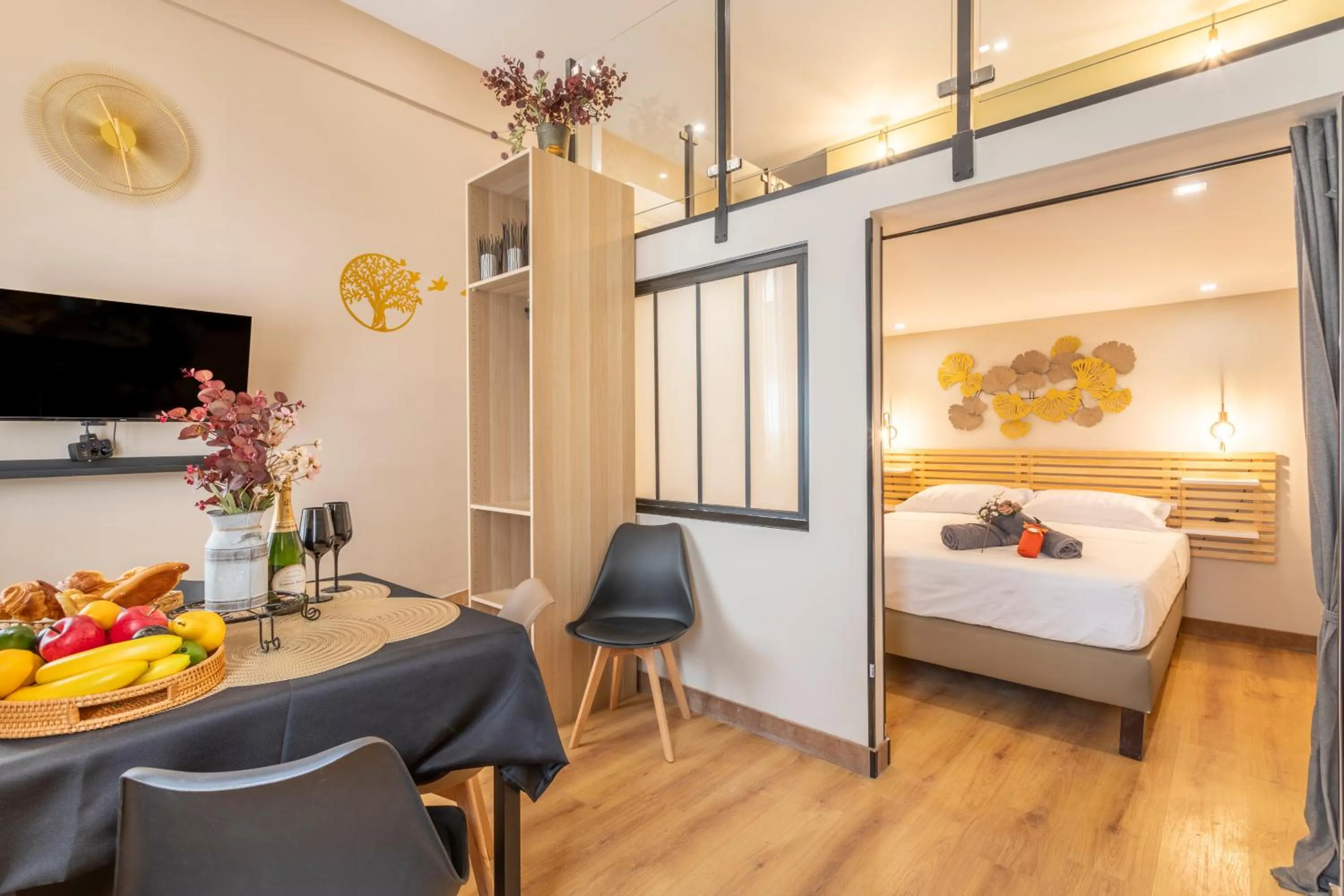 Bed in ADIRA Marseille Montgrand 2 étoiles