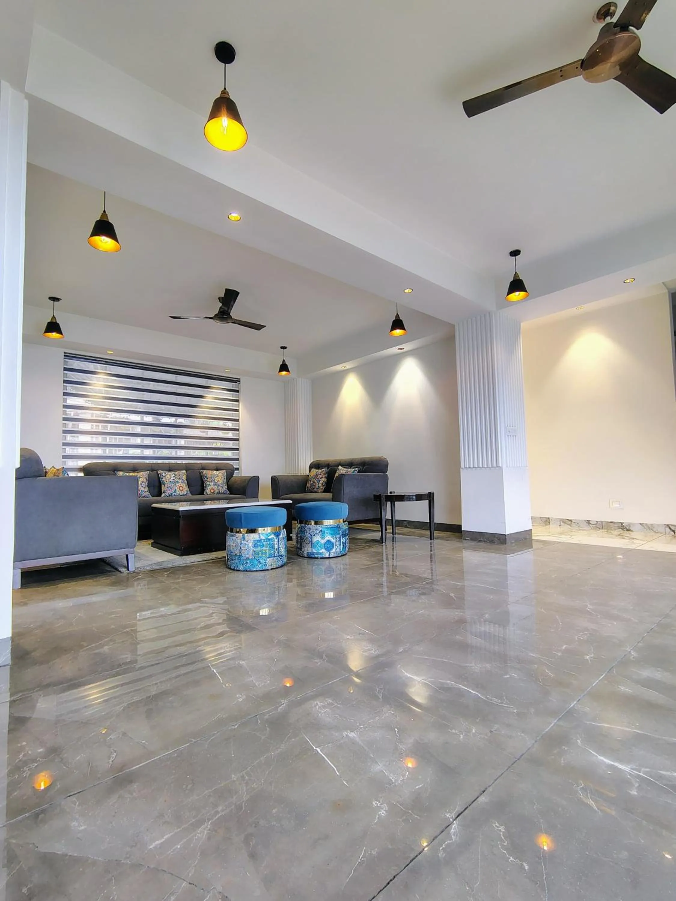 Living room in Pihu's Nest Kasauli