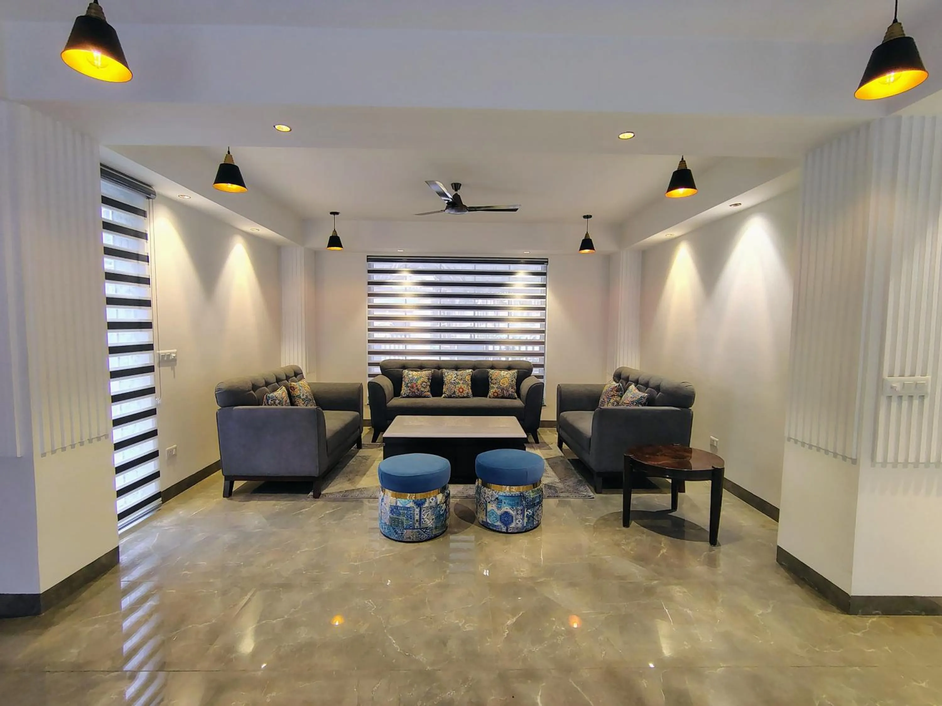 Living room in Pihu's Nest Kasauli