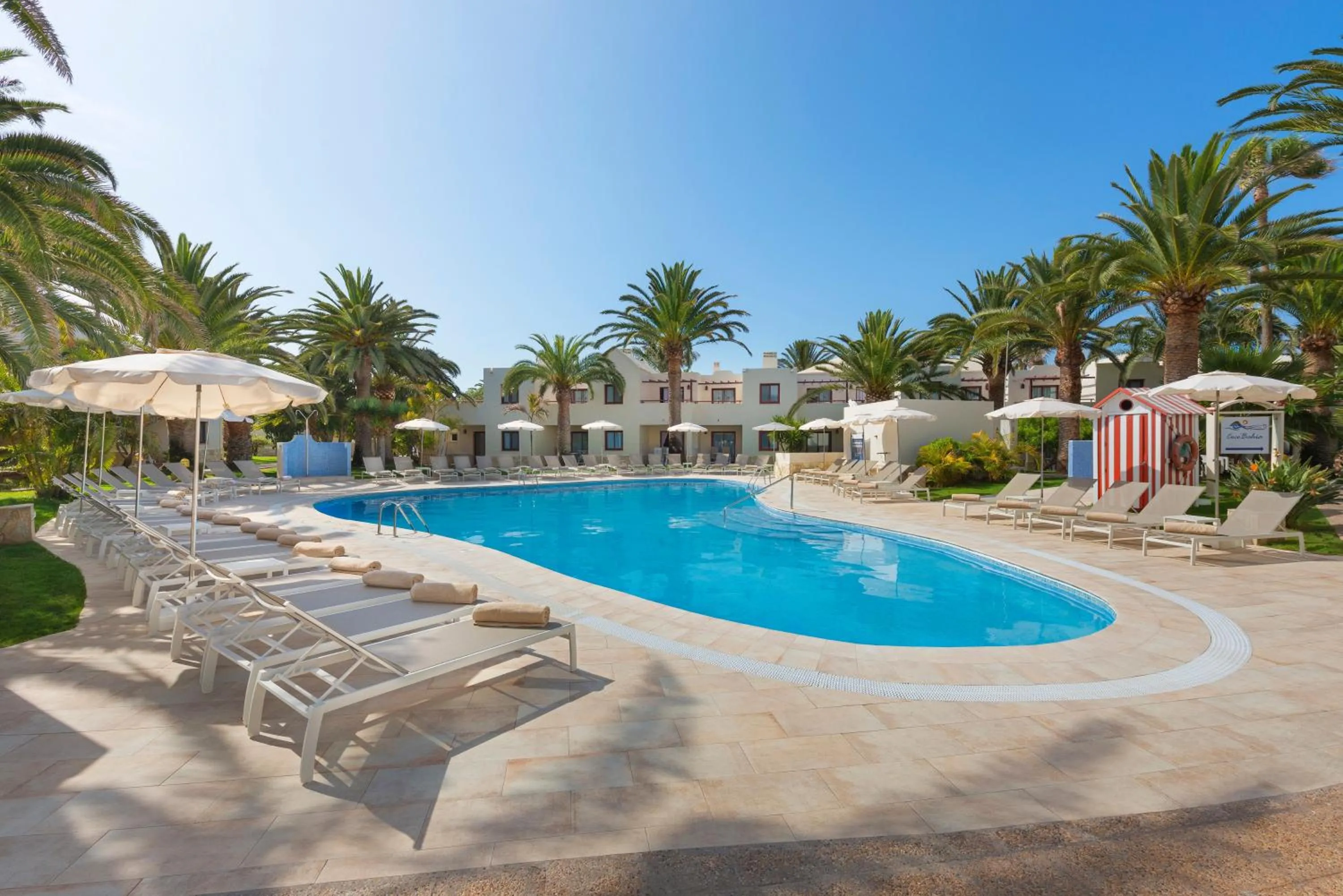 Swimming pool in Alua Suites Fuerteventura - All Inclusive