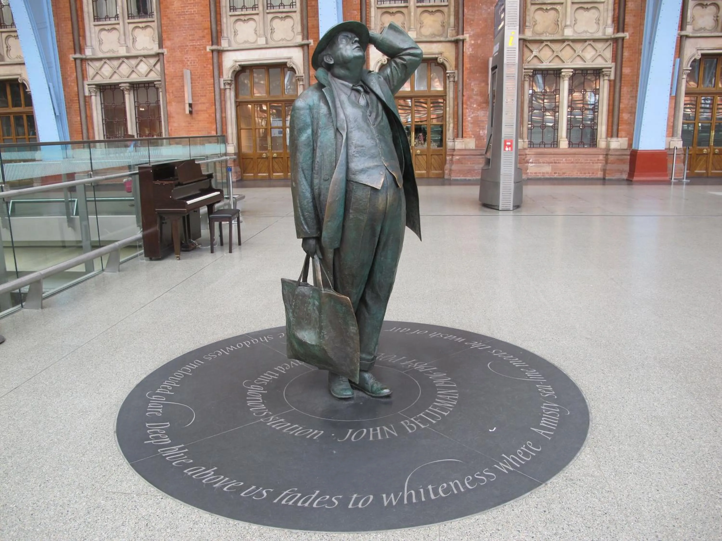 Nearby landmark in Alhambra Hotel