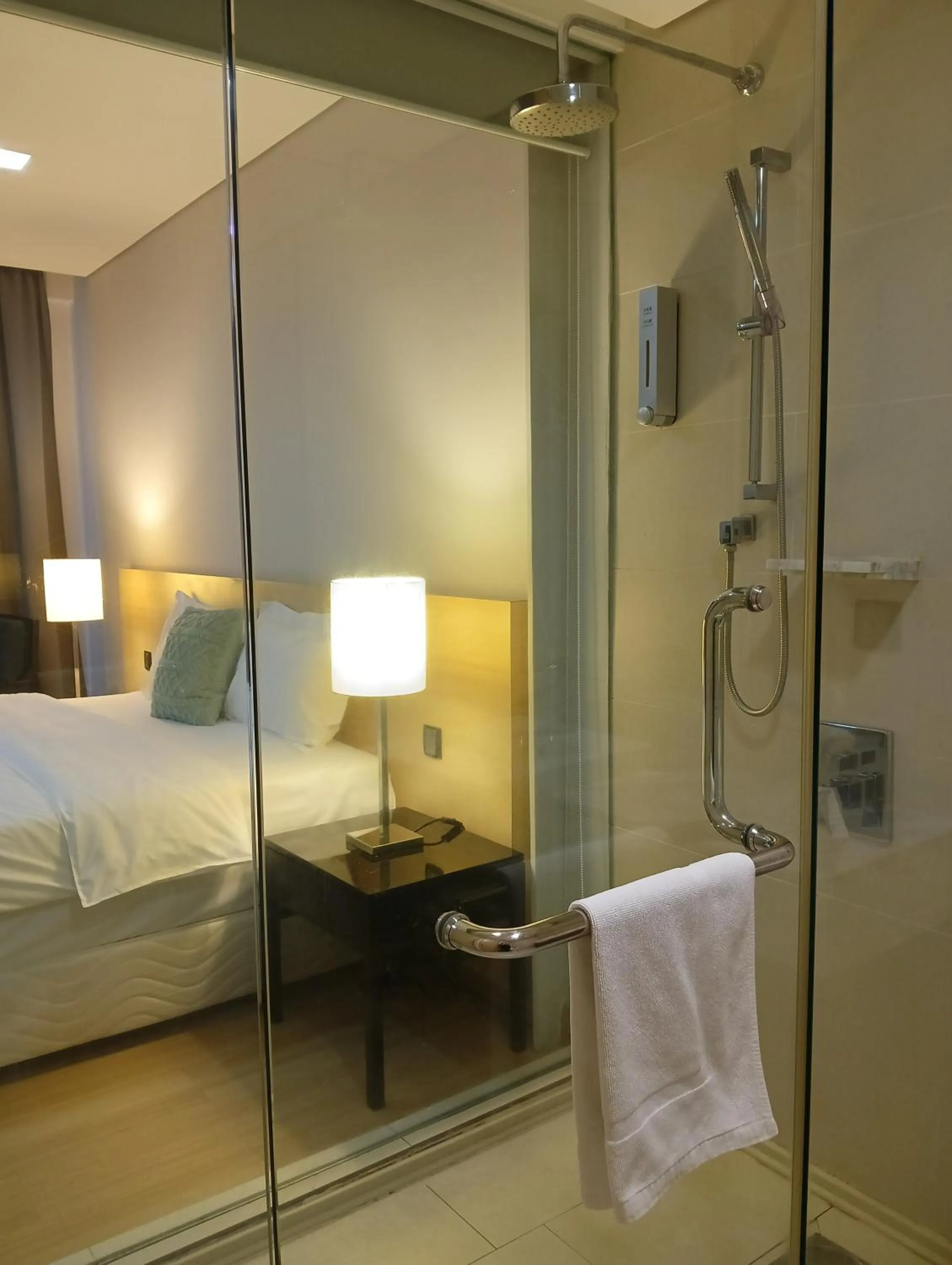 Bed in The Straits Suites by Ciconia