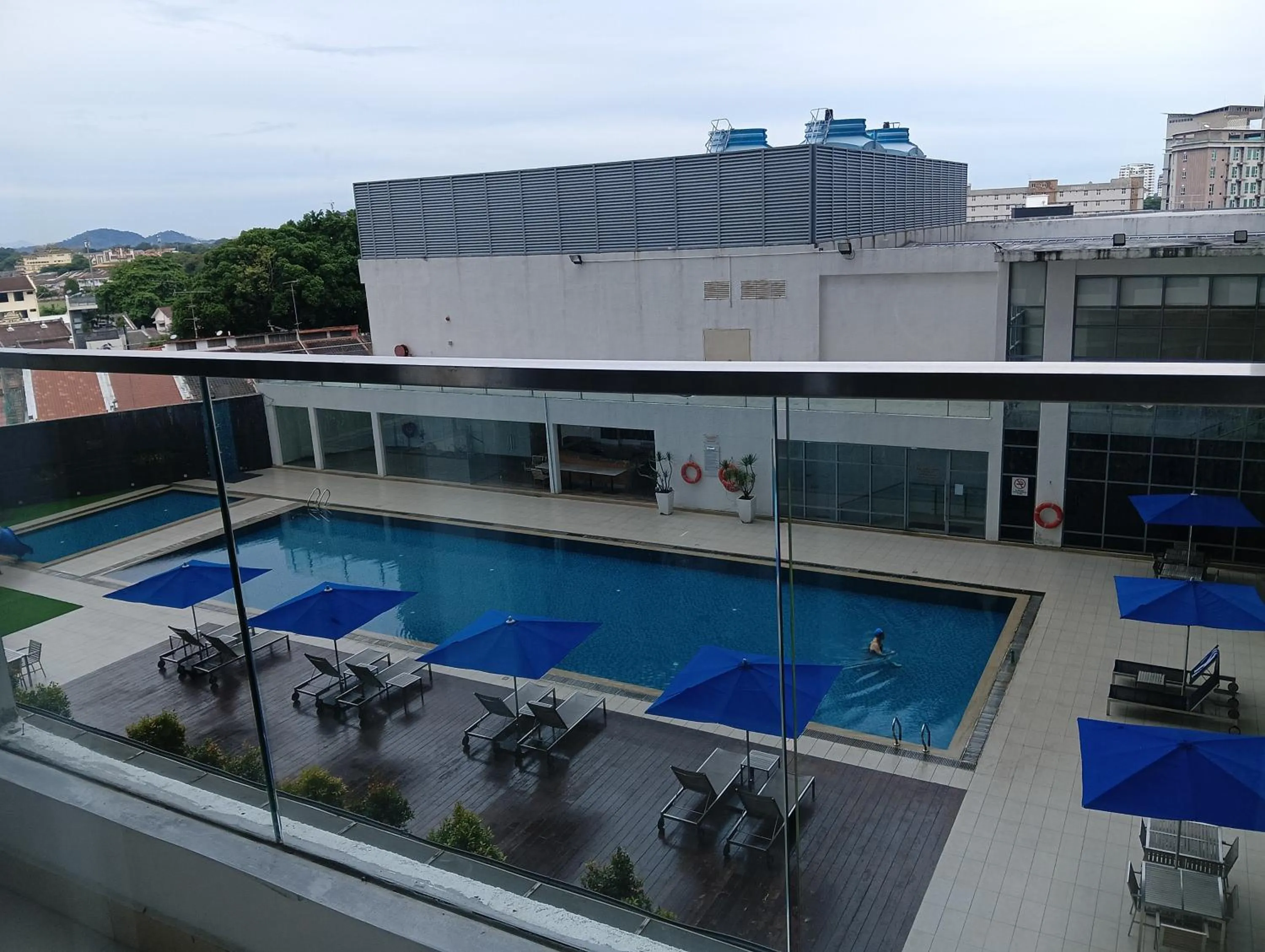 Balcony/Terrace in The Straits Suites by Ciconia