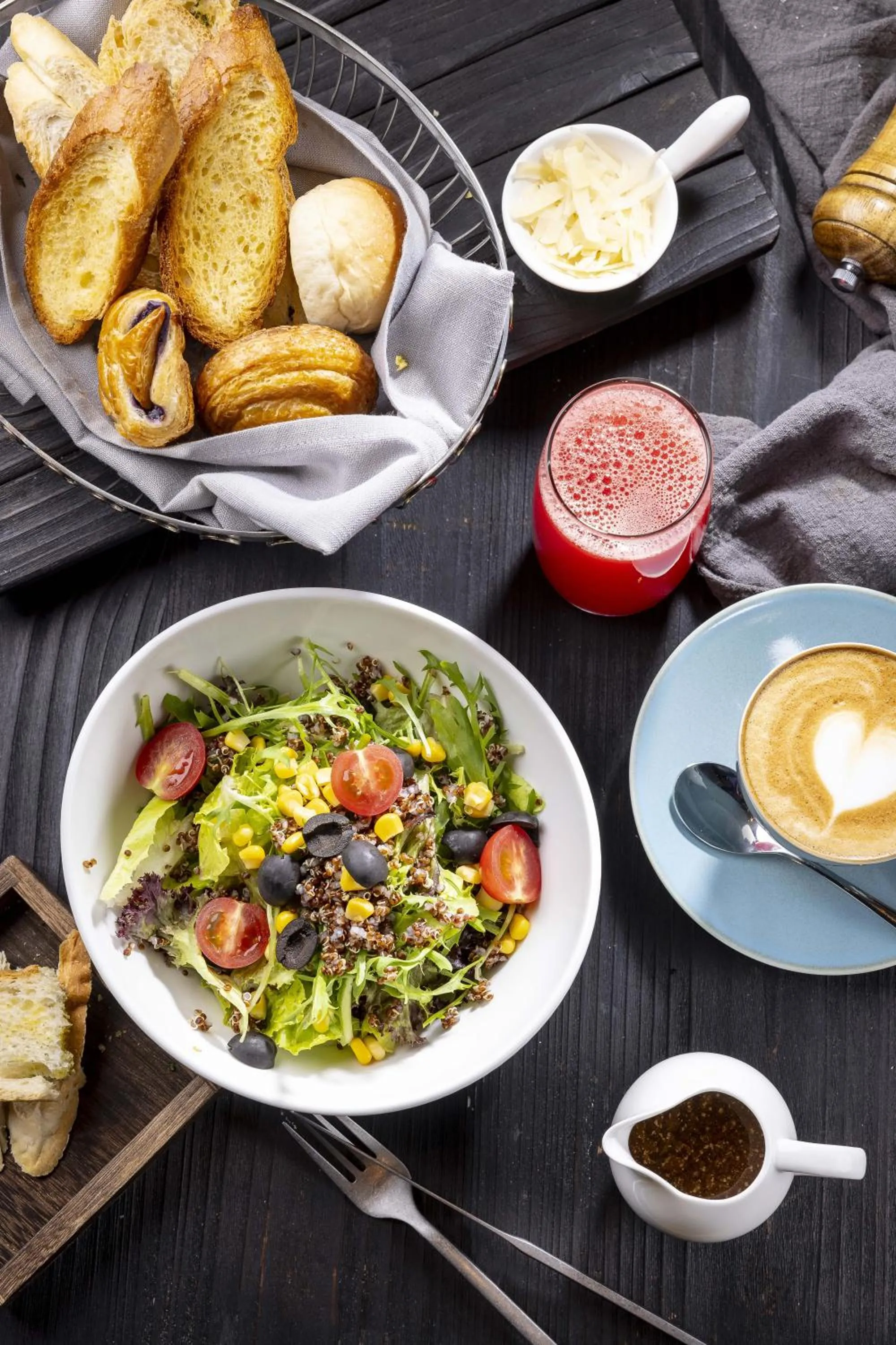 Restaurant/places to eat in Four Points by Sheraton Shanghai Fengjing