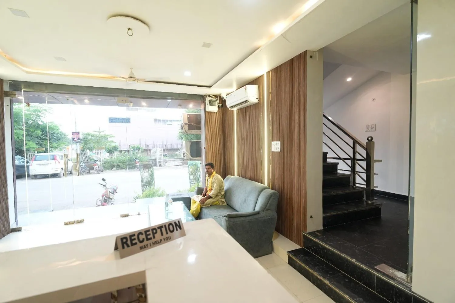 Seating area in Hotel Hari Kripa Dham Near Prem Mandir By HRG