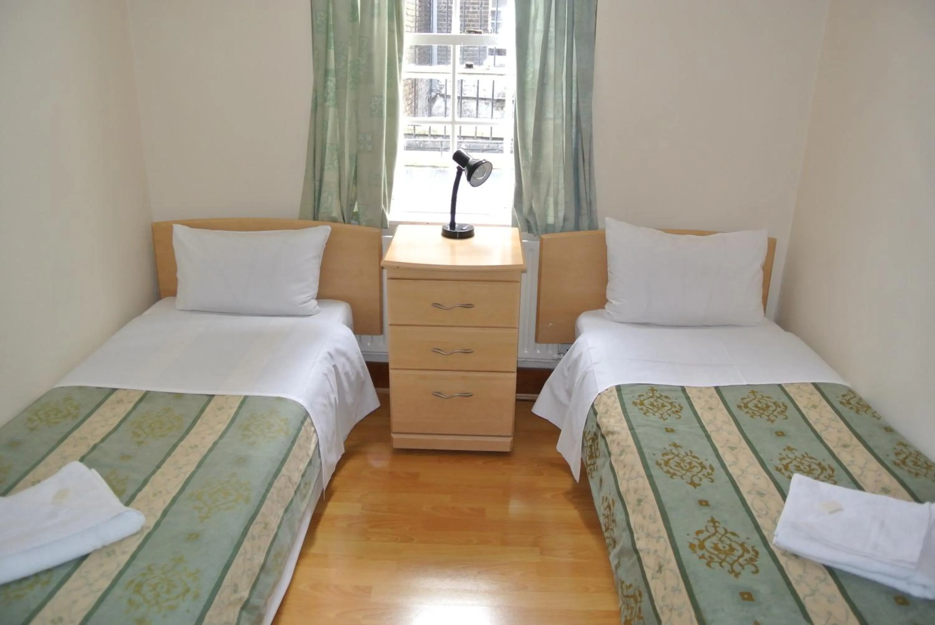 Bed in The Belgrove Hotel