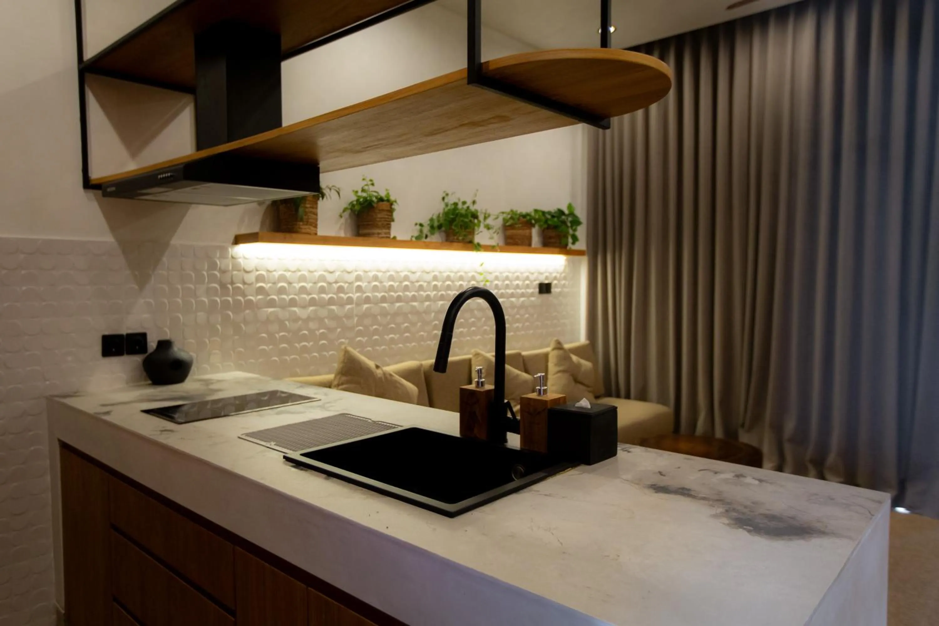 Coffee/tea facilities in Rahya Villas Complex