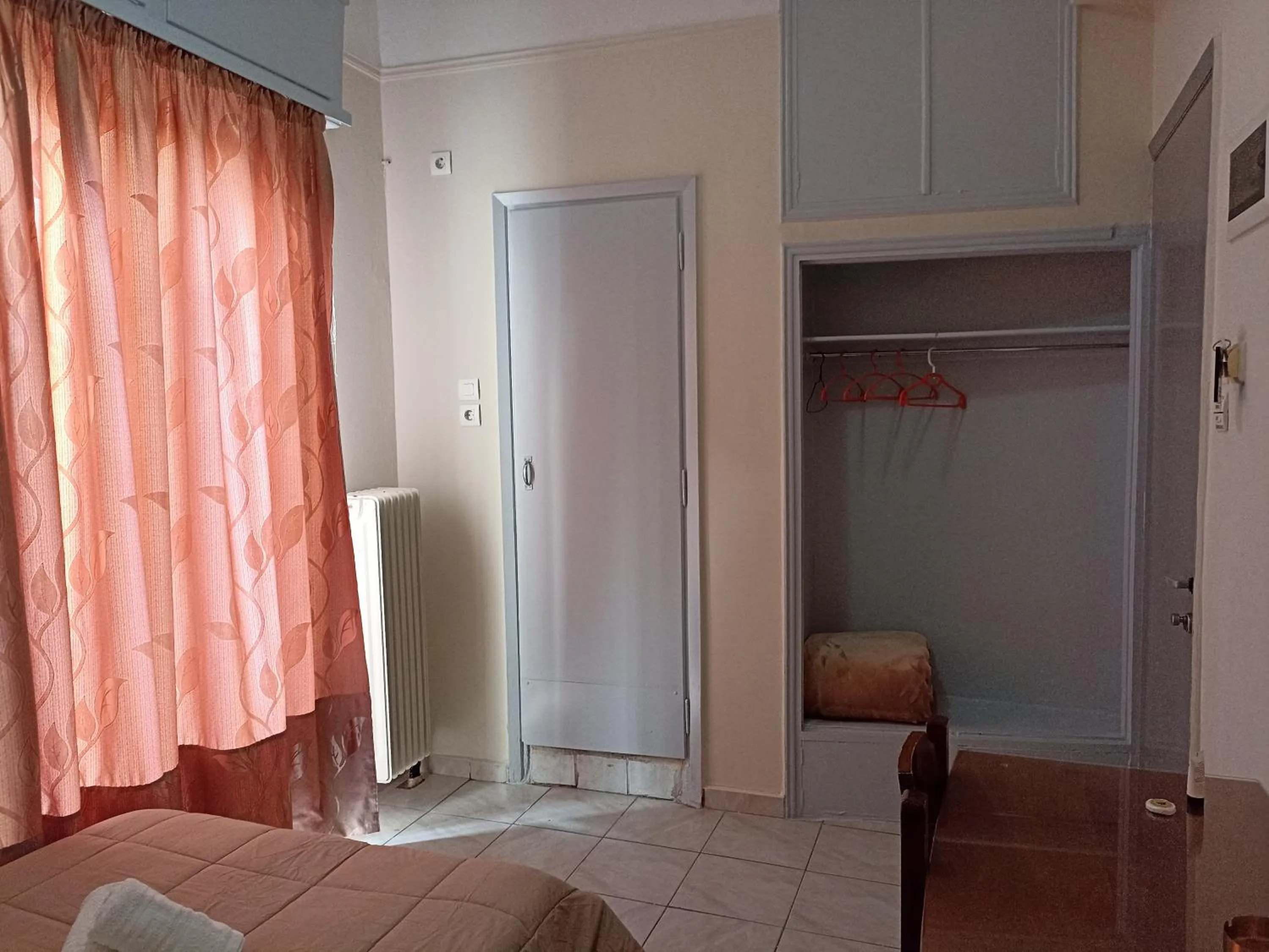 Photo of the whole room, Bed in Elite Hotel