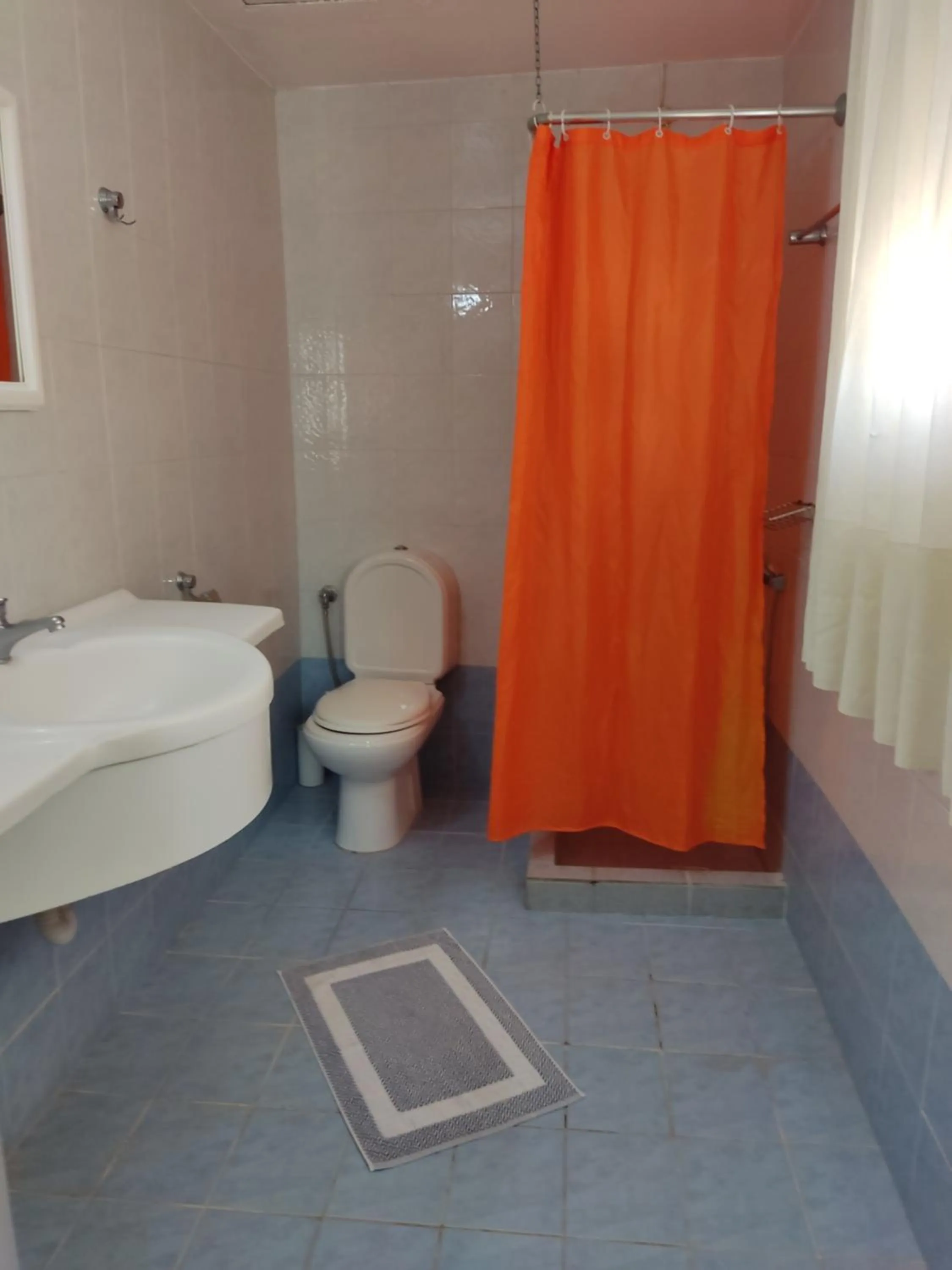 Bathroom in Elite Hotel