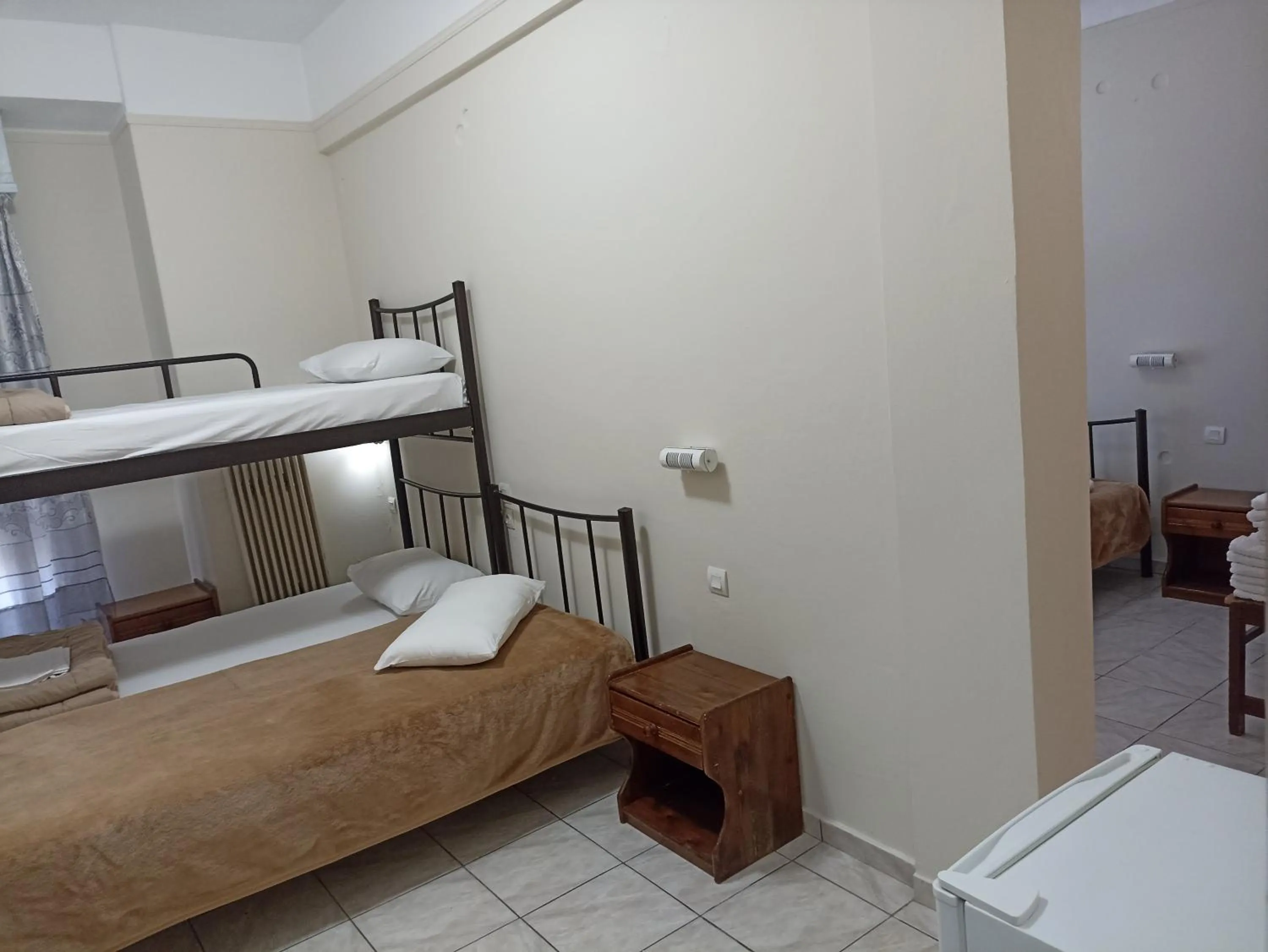 Photo of the whole room, Bed in Elite Hotel