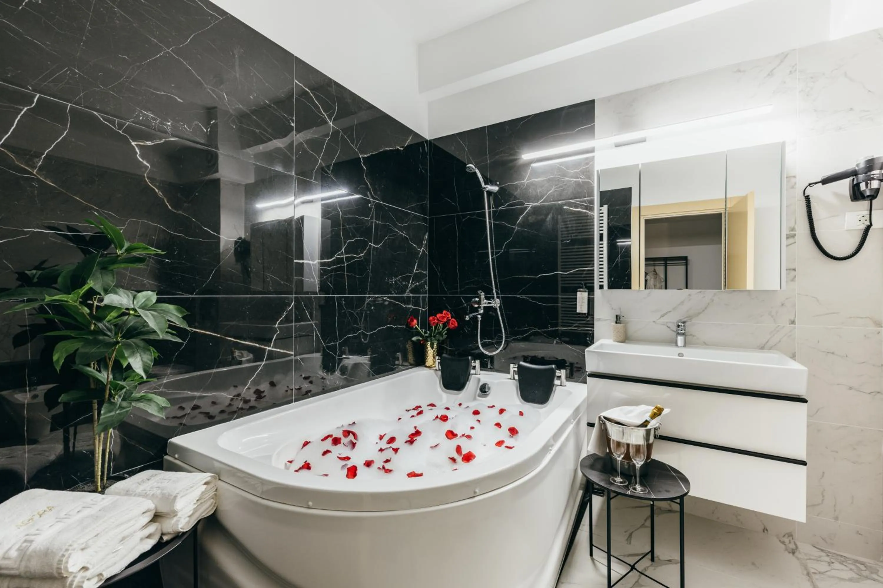 Bathroom in HOTEL AGORA Mures