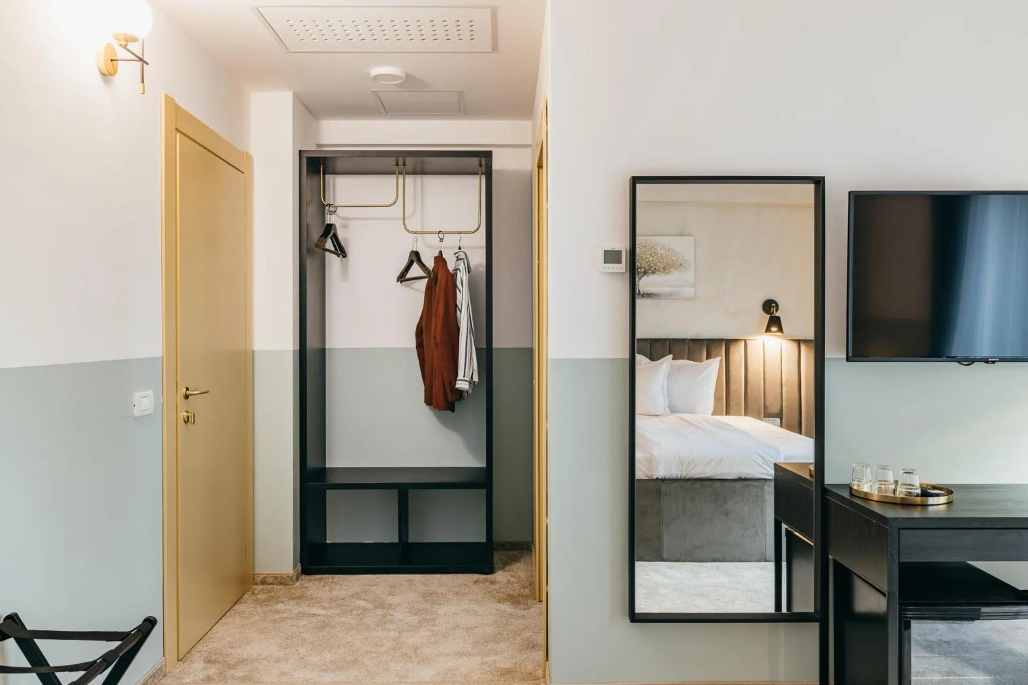 Photo of the whole room, Bed in HOTEL AGORA Mures