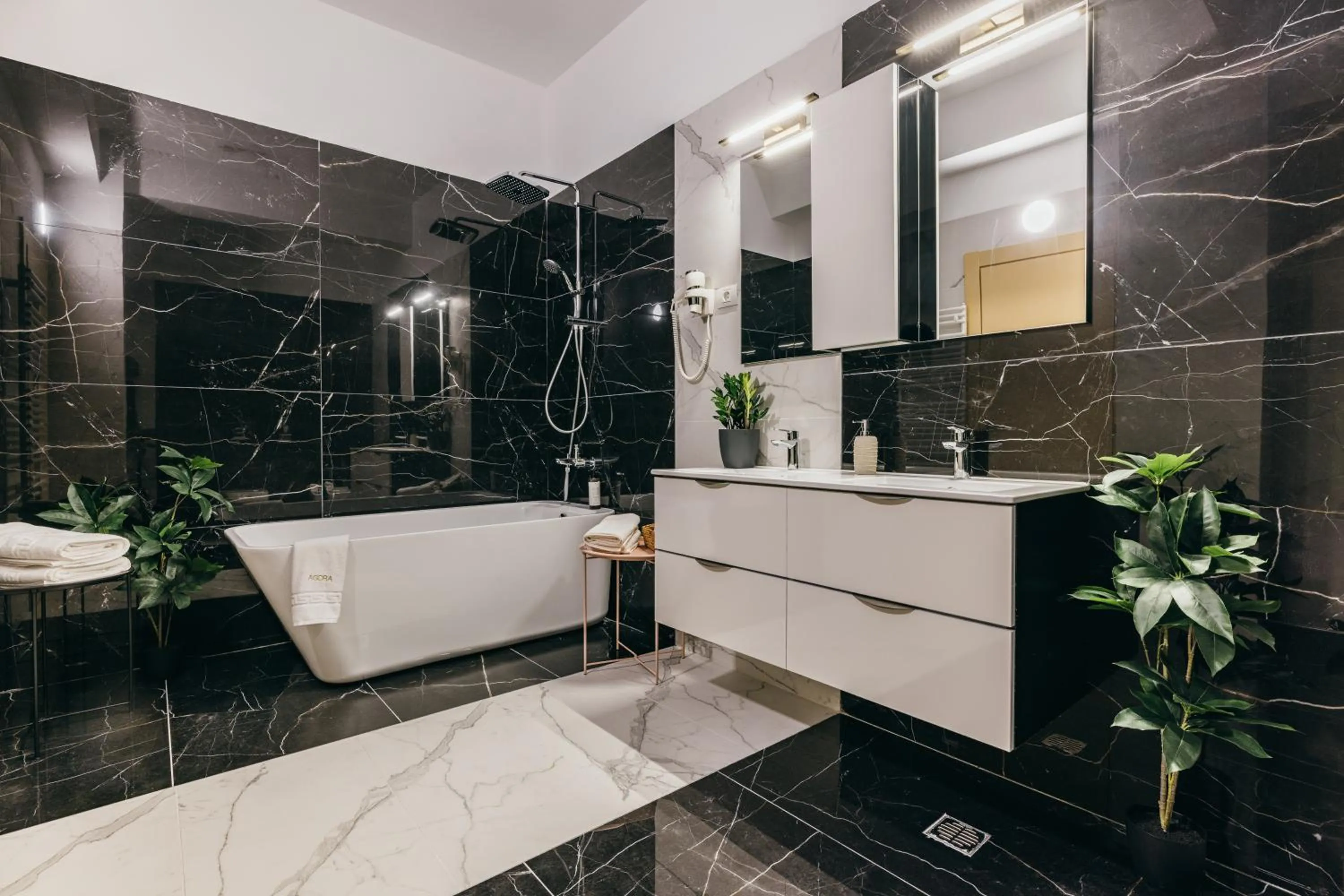 Bathroom in HOTEL AGORA Mures