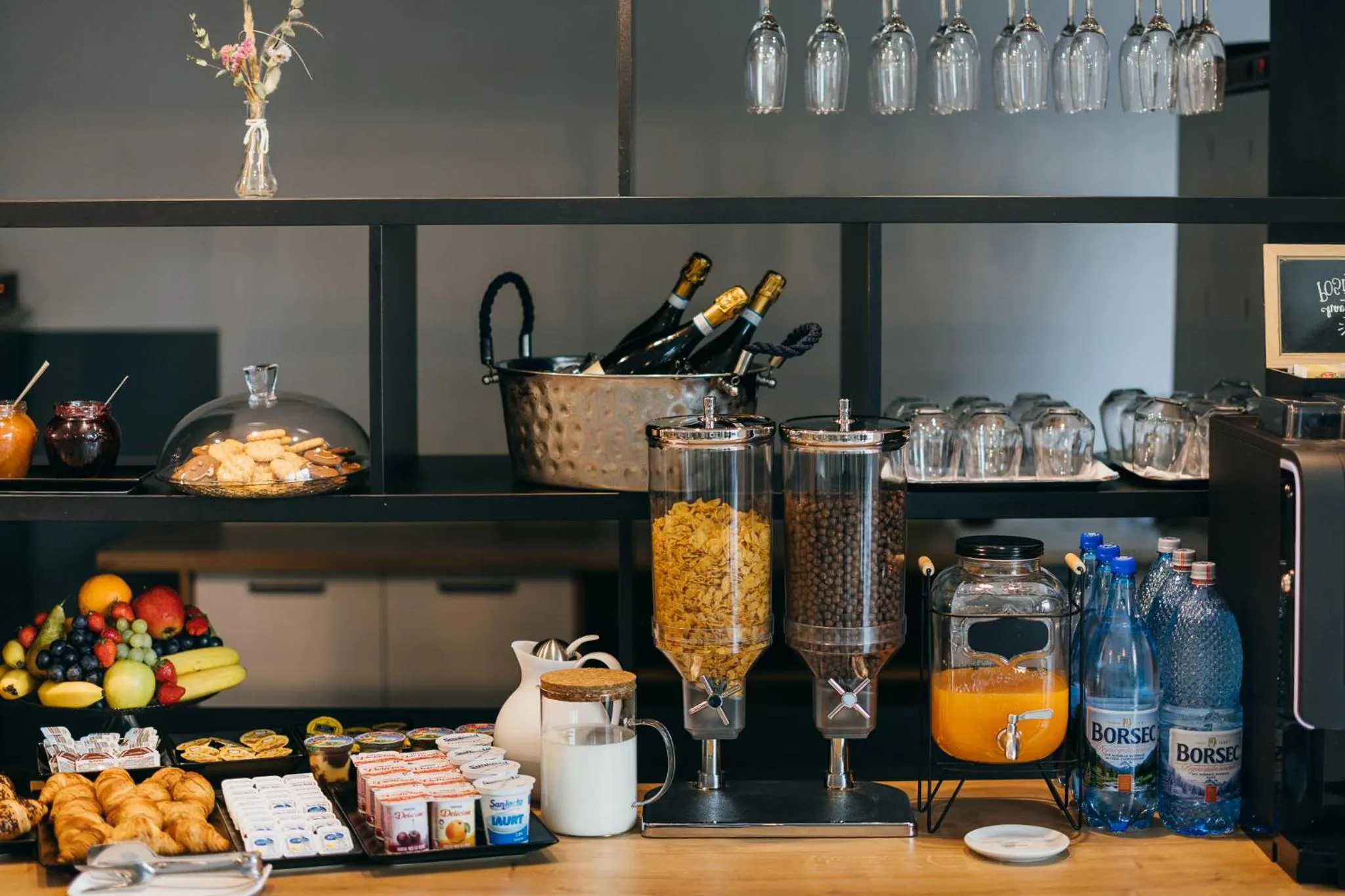 Buffet breakfast in HOTEL AGORA Mures