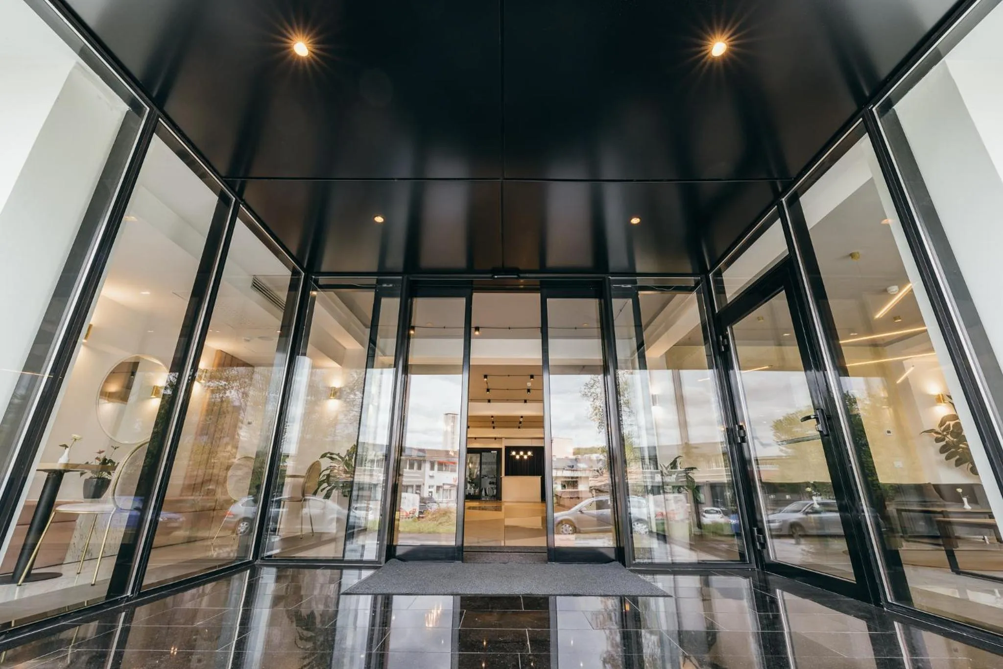 Facade/entrance in HOTEL AGORA Mures