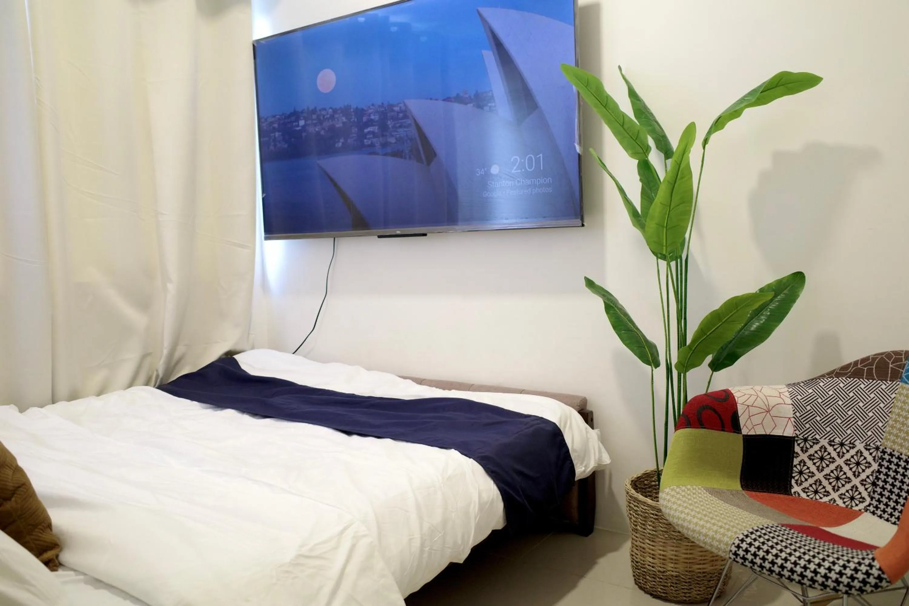 Bedroom in KDstays - Fame Residences