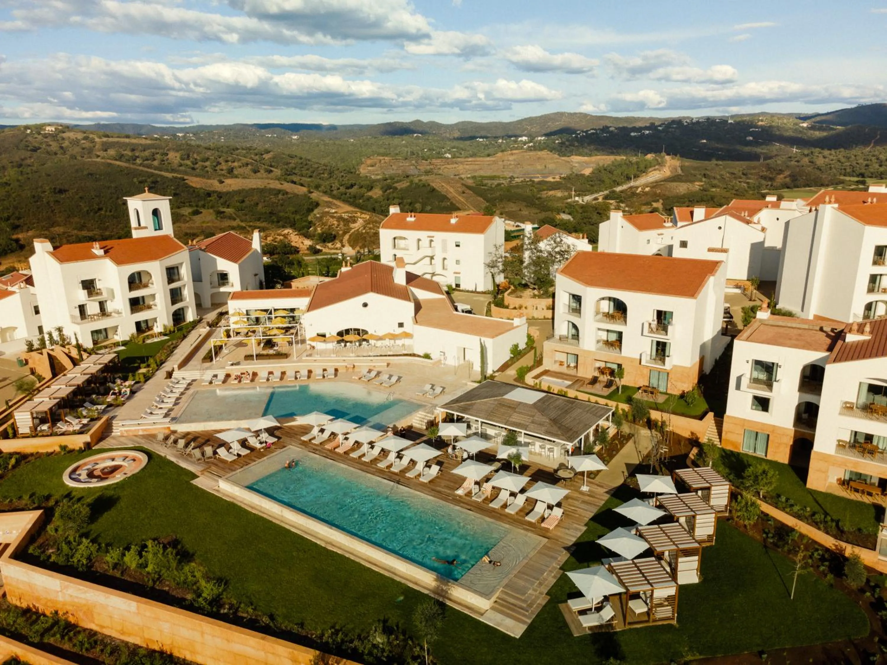 Swimming pool in Viceroy at Ombria Algarve