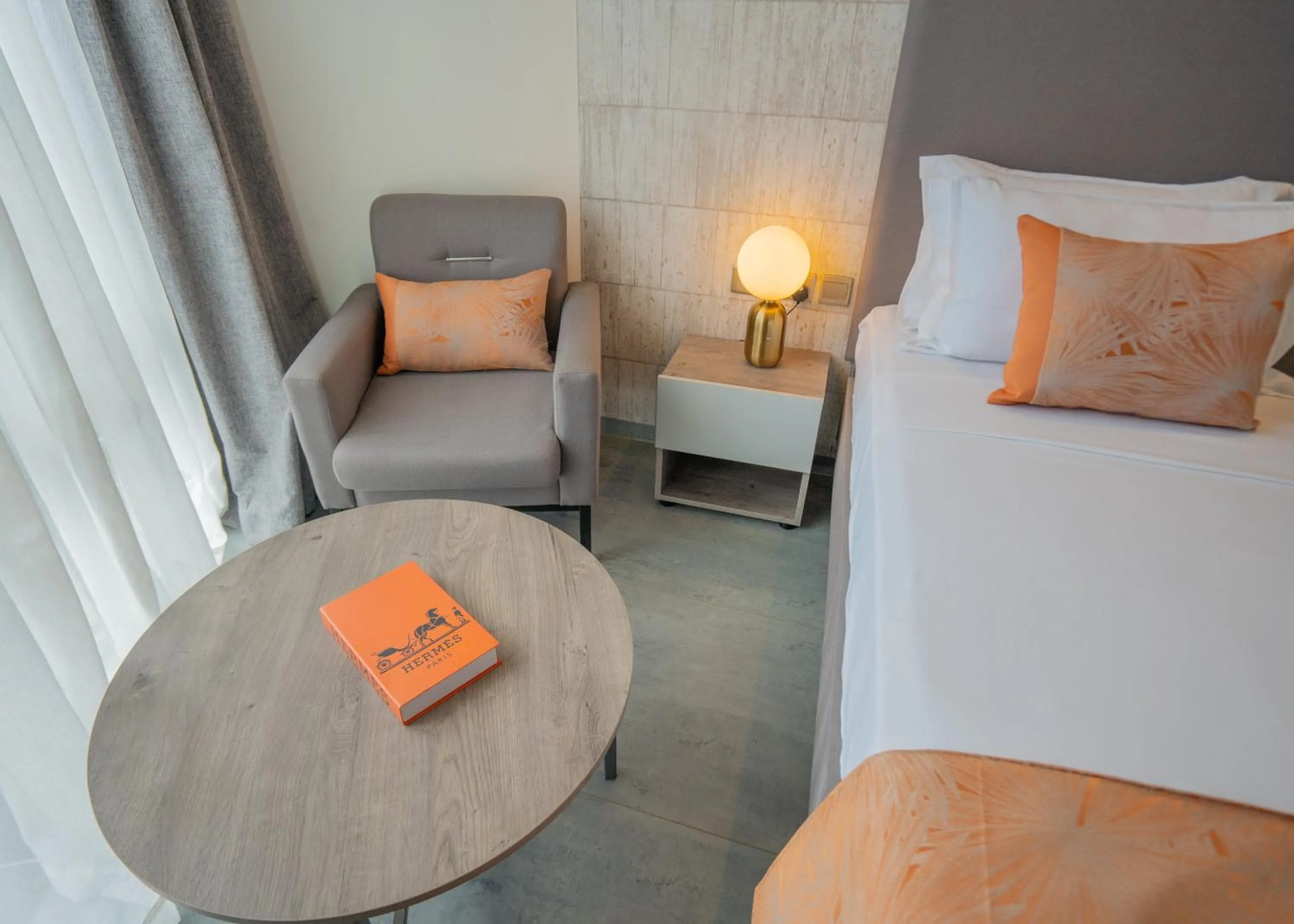 Seating area, Bed in Baraka Tower Hotel