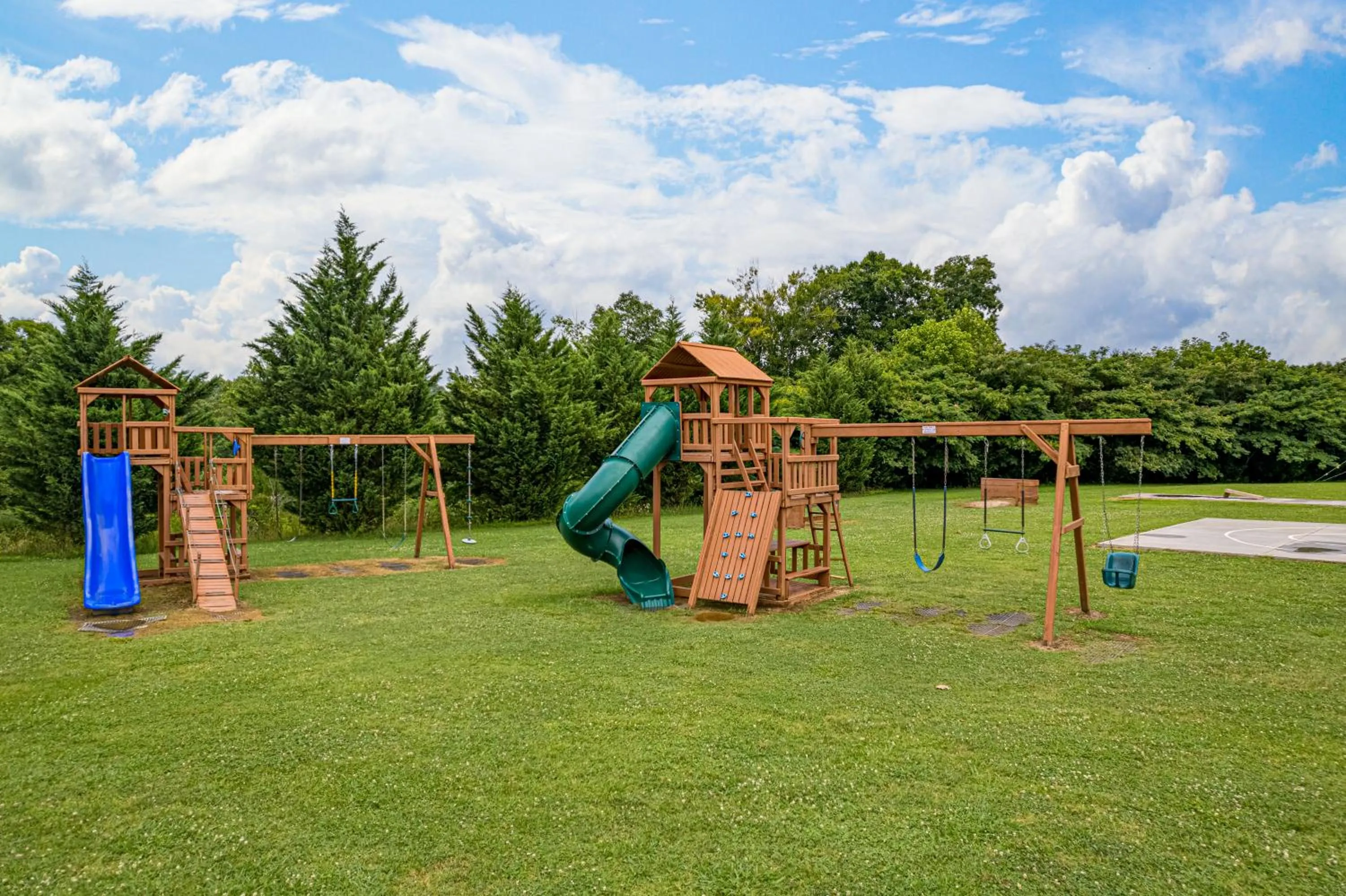 Mountain View Condo 1205 by Eden Crest