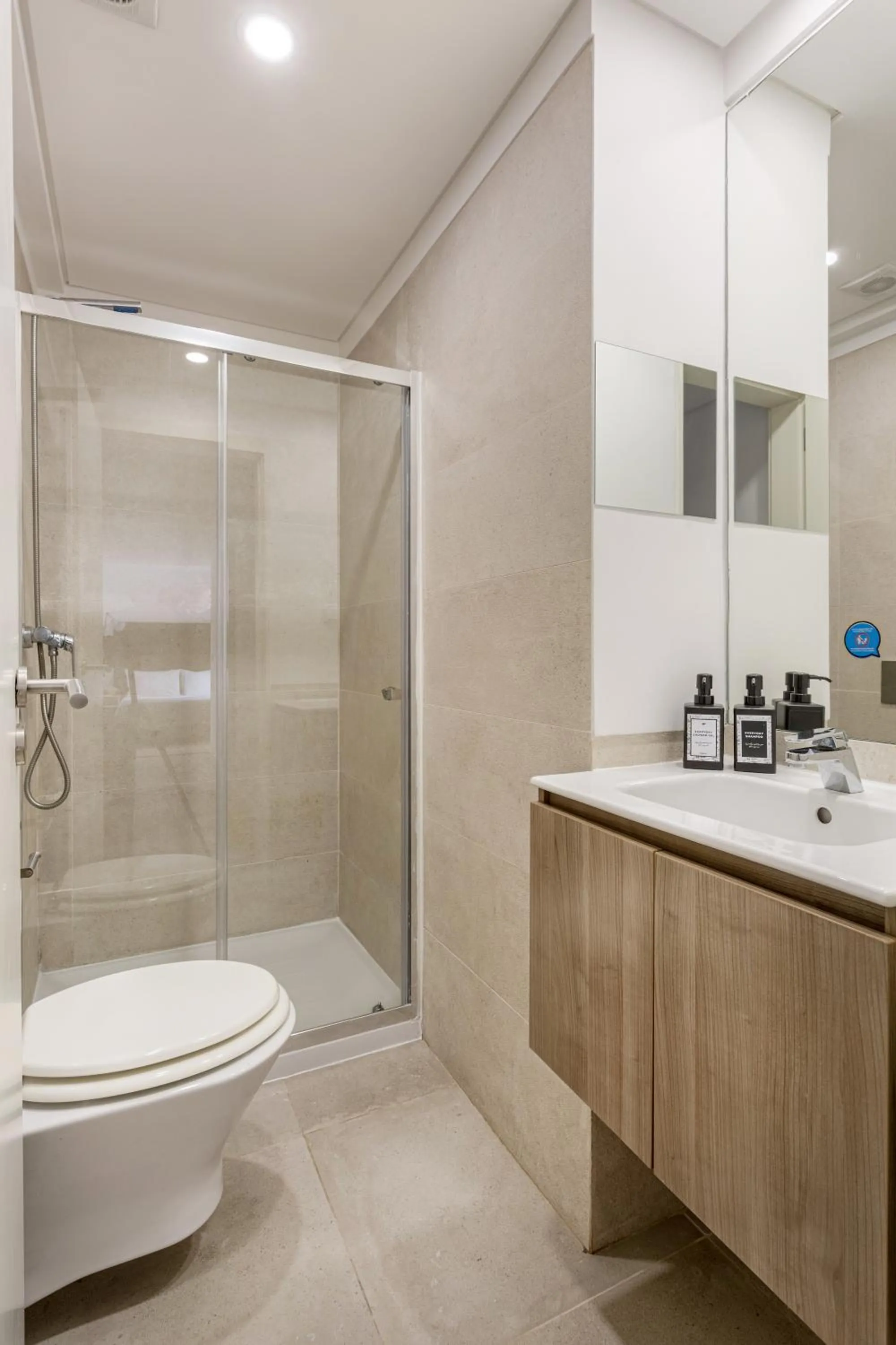 Shower in Atalaia Prime Apartments at Bairro Alto