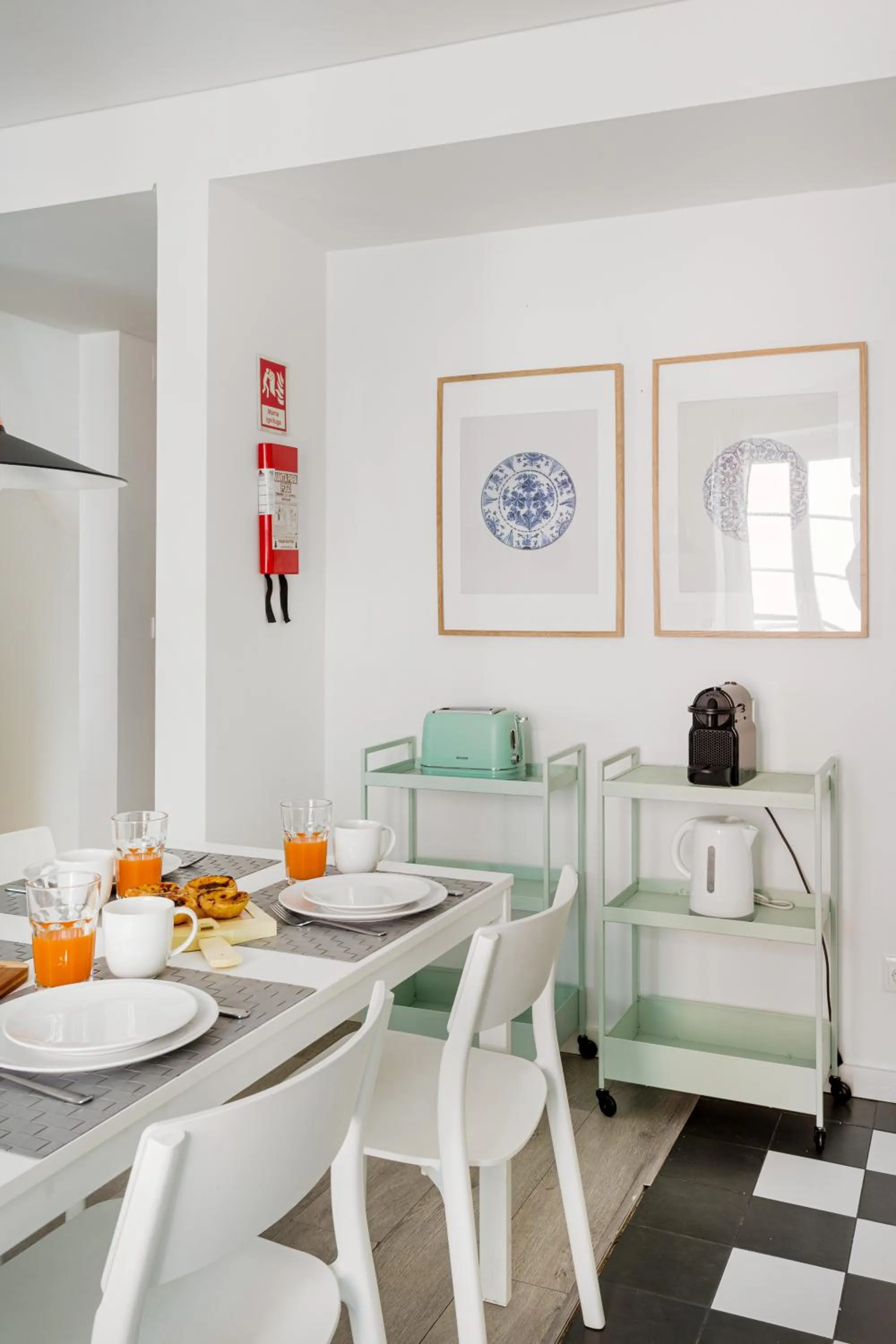 Kitchen or kitchenette in Atalaia Prime Apartments at Bairro Alto