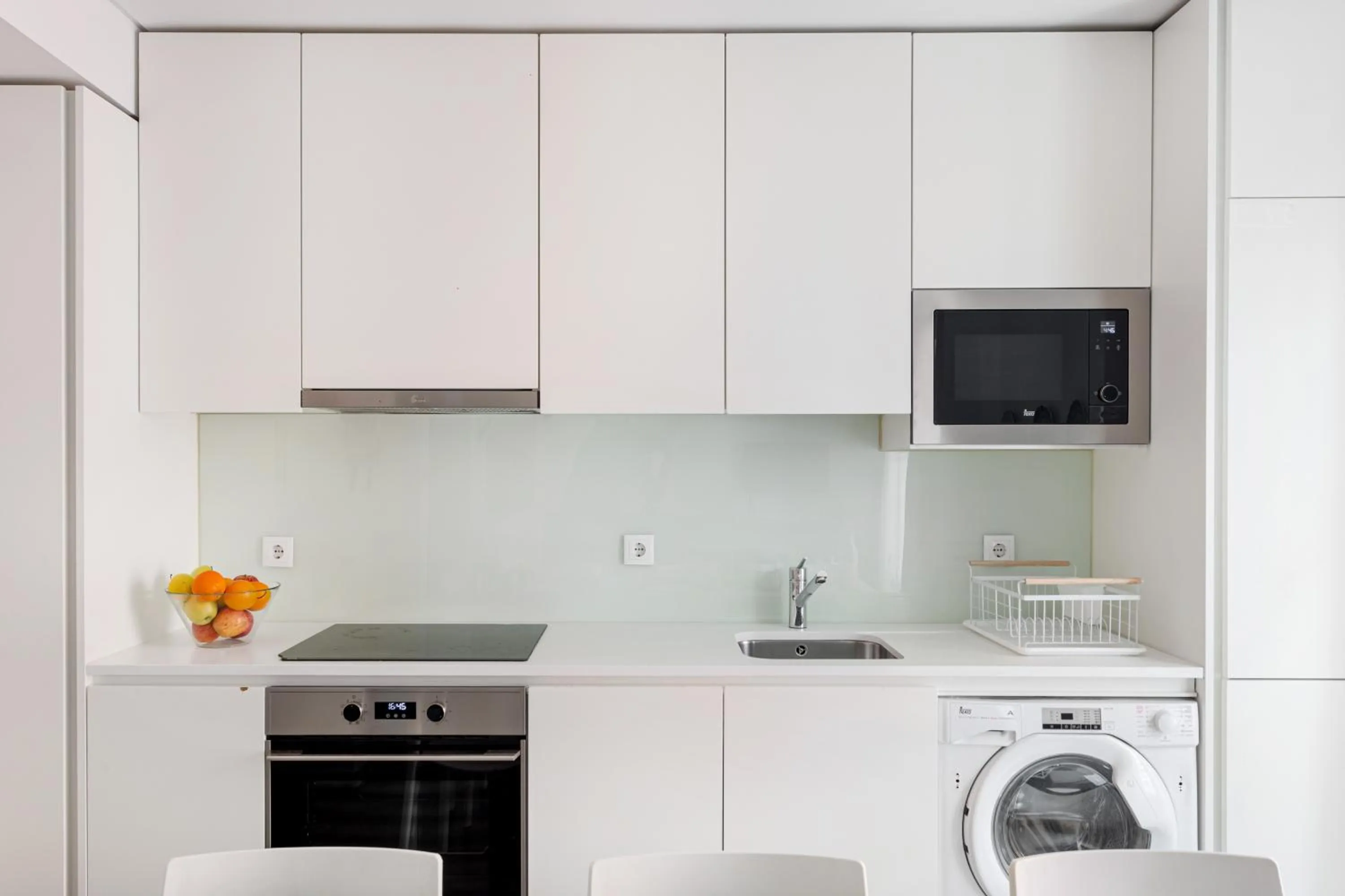Kitchen or kitchenette in Atalaia Prime Apartments at Bairro Alto