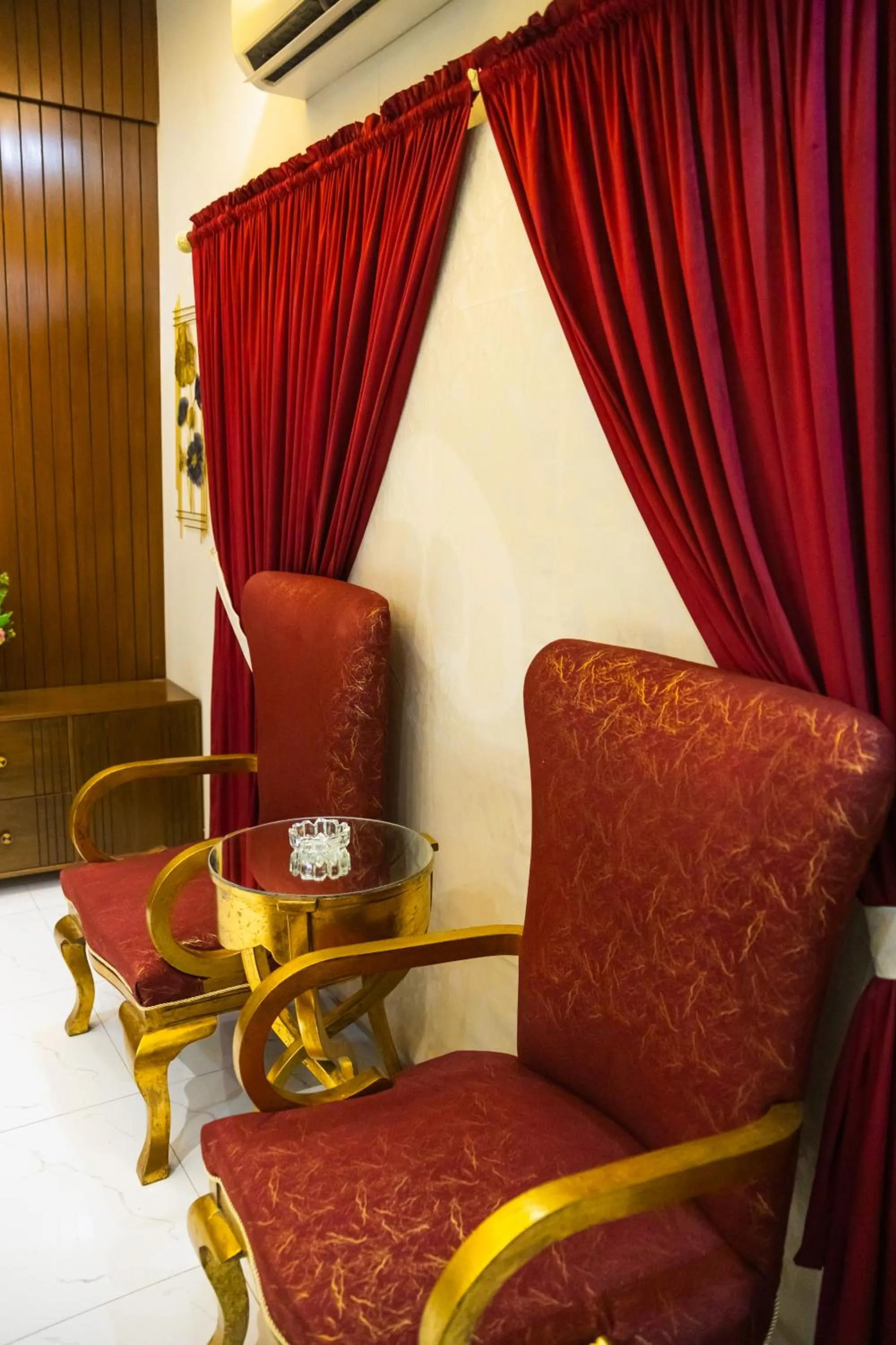 Diplomat Fort Boutique Hotel