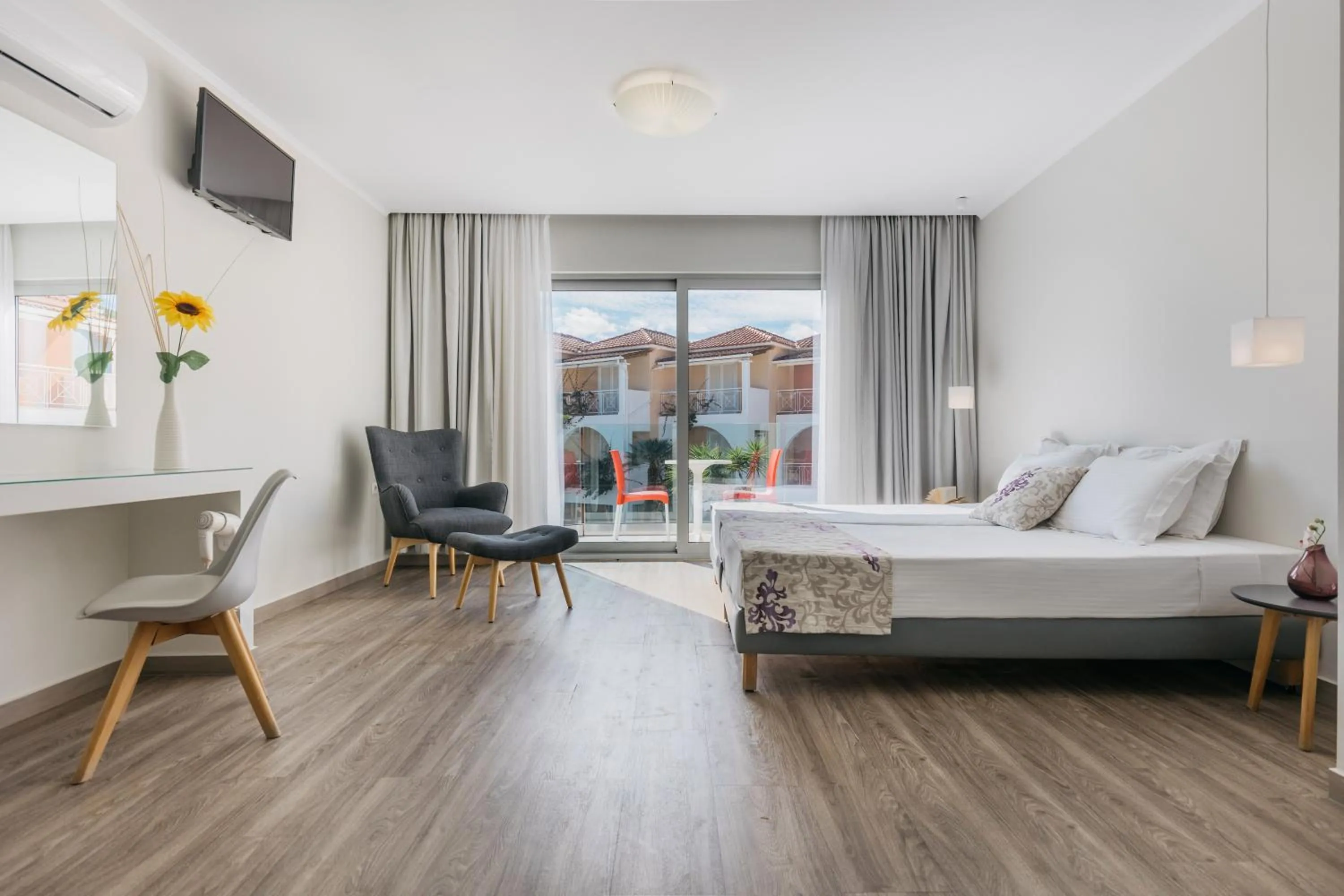 TV and multimedia, Bed in Sunrise Zante - Adults Only Hotel