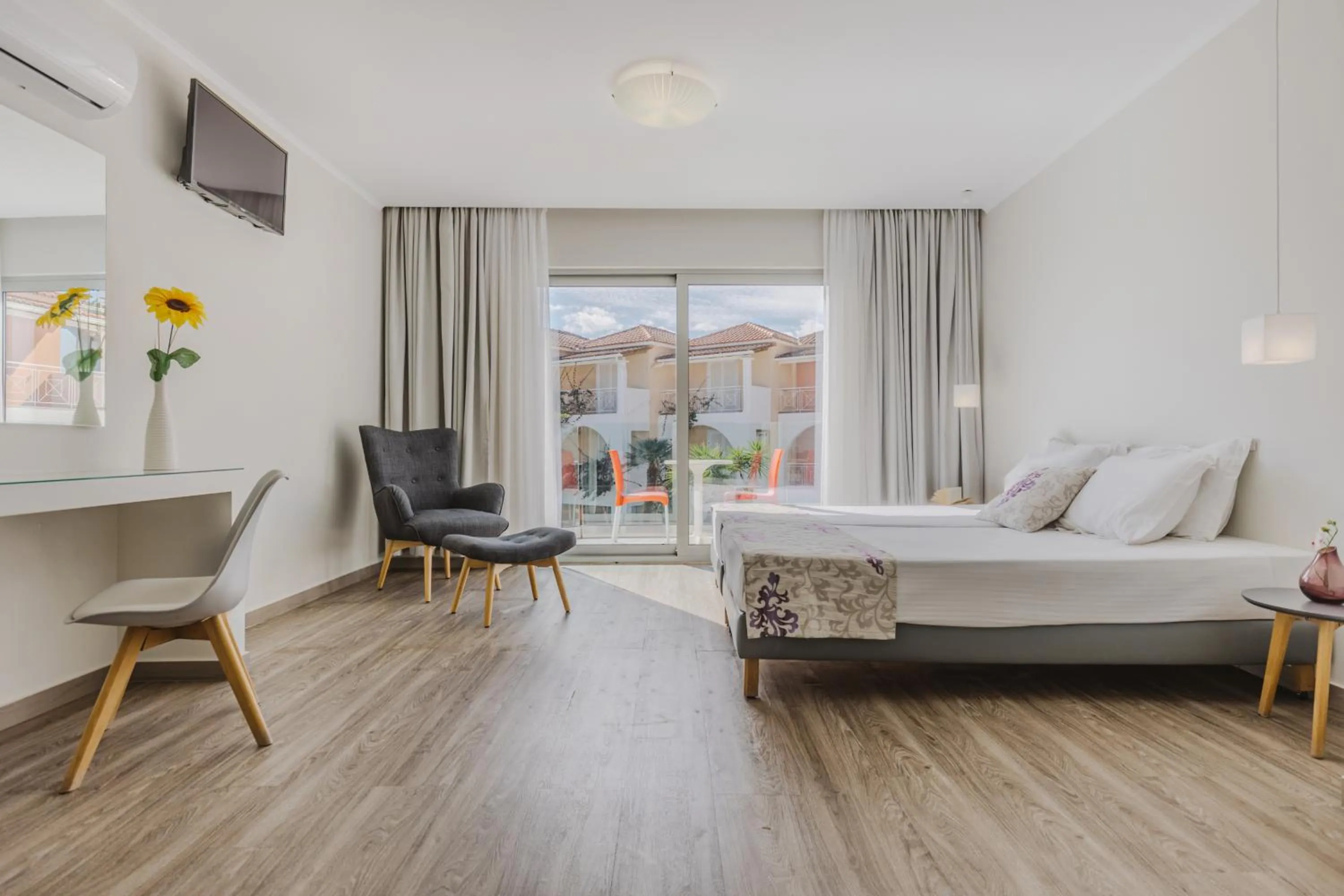 Photo of the whole room in Sunrise Zante - Adults Only Hotel