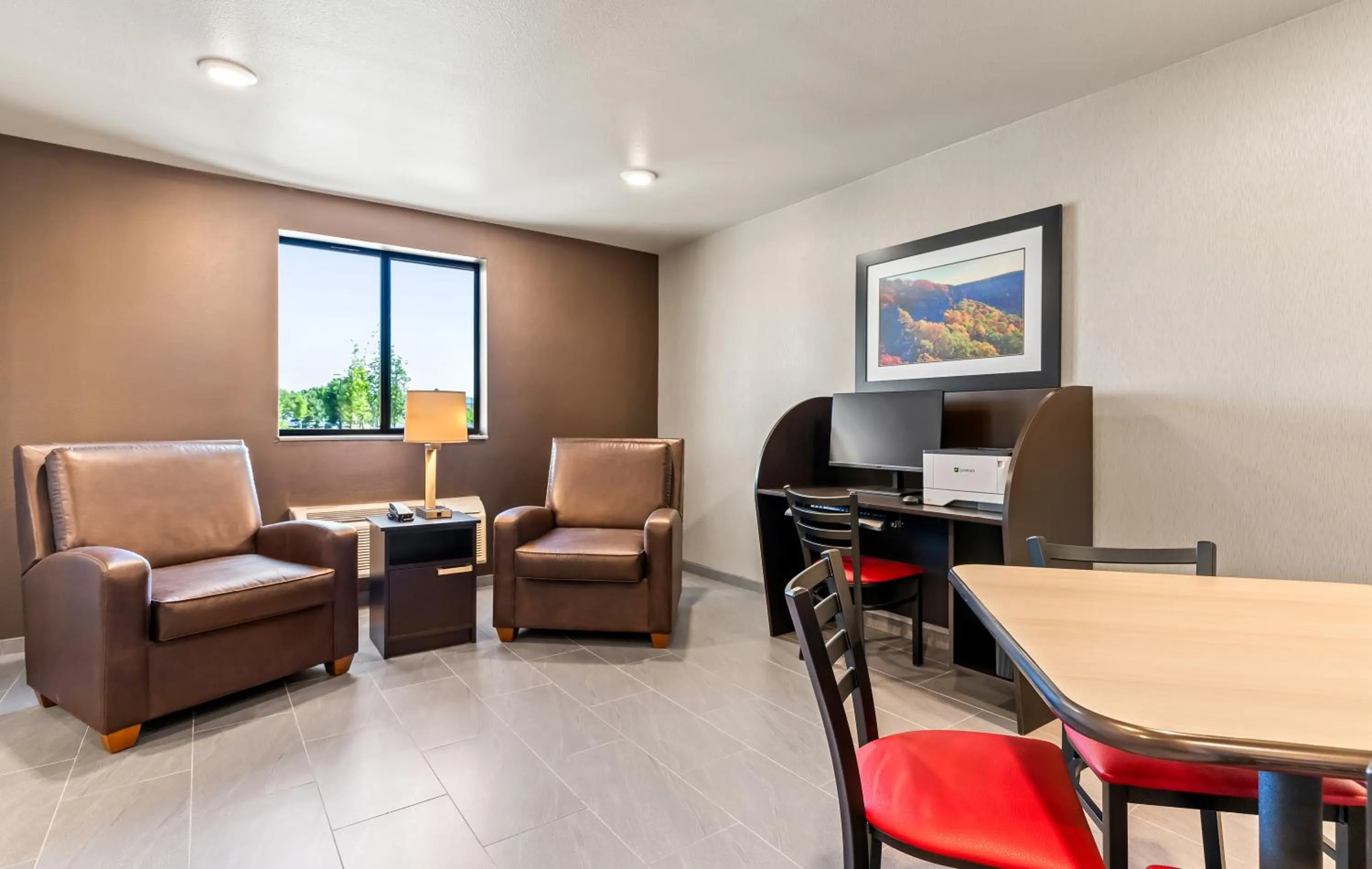 TV and multimedia in My Place Hotel-Bentonville-Rogers, AR