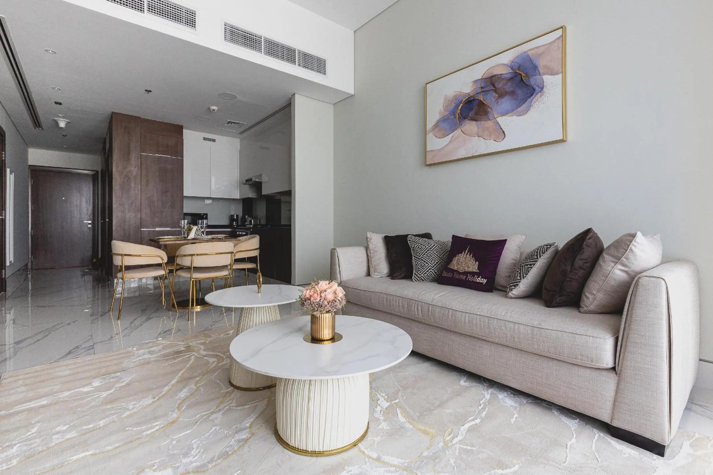 TV and multimedia in GLOBALSTAY J One Tower Apartments at Pearl of UAE