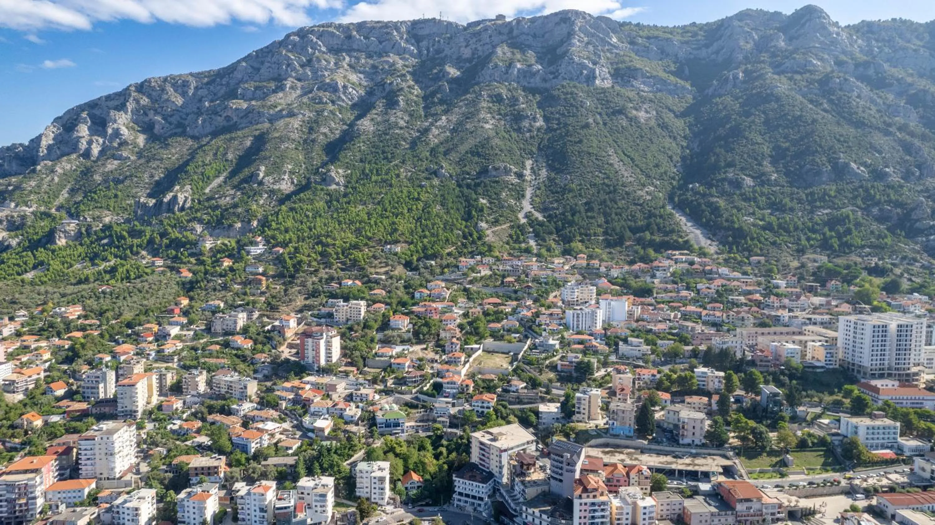 Property building in Hotel Dior