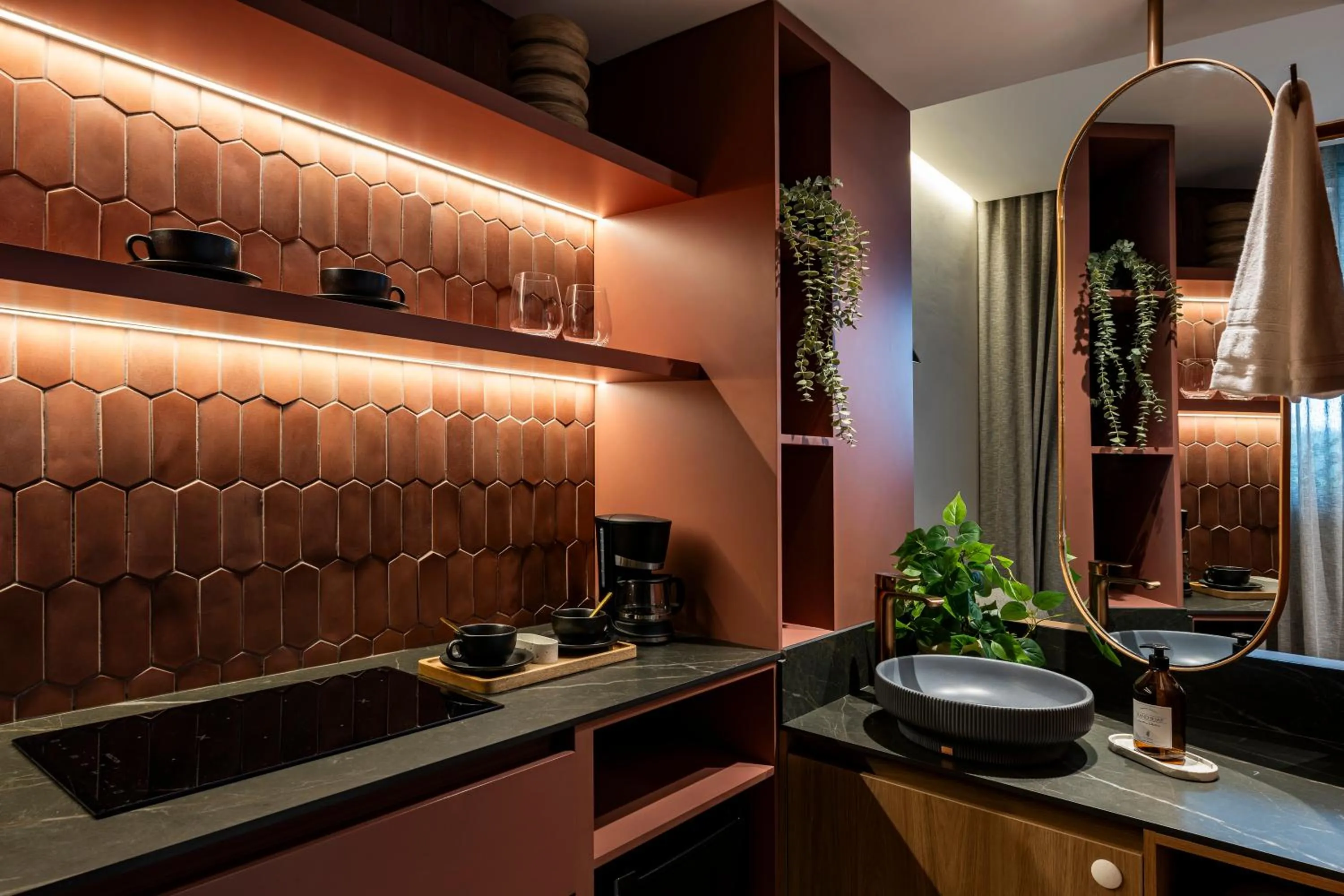 Kitchen or kitchenette in Heiss Hotel By Jalo