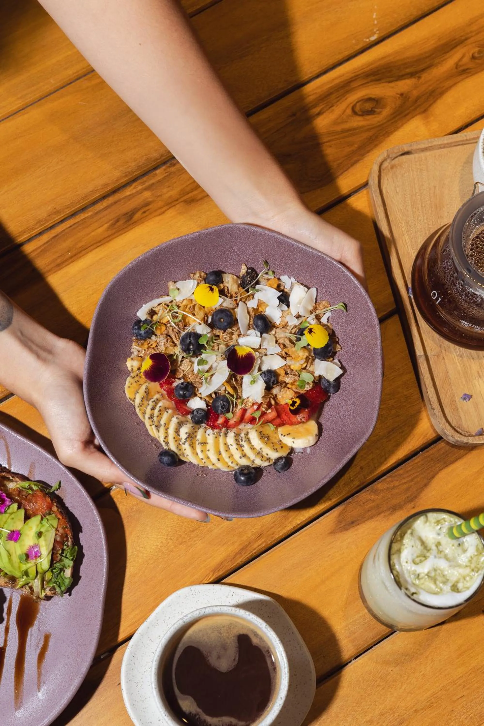 Restaurant/places to eat in Heiss Hotel By Jalo