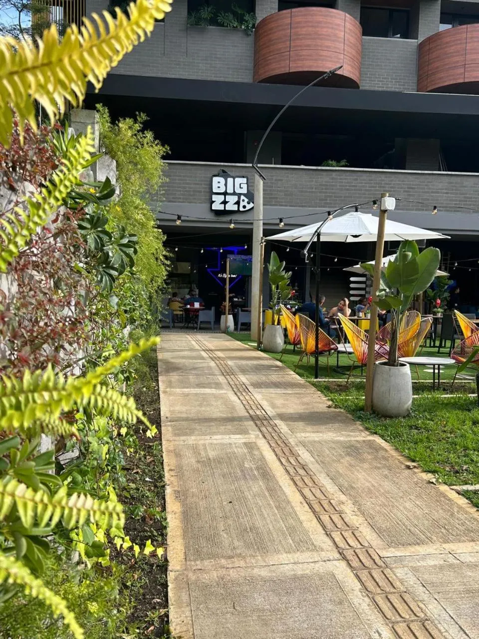 Restaurant/places to eat in Heiss Hotel By Jalo