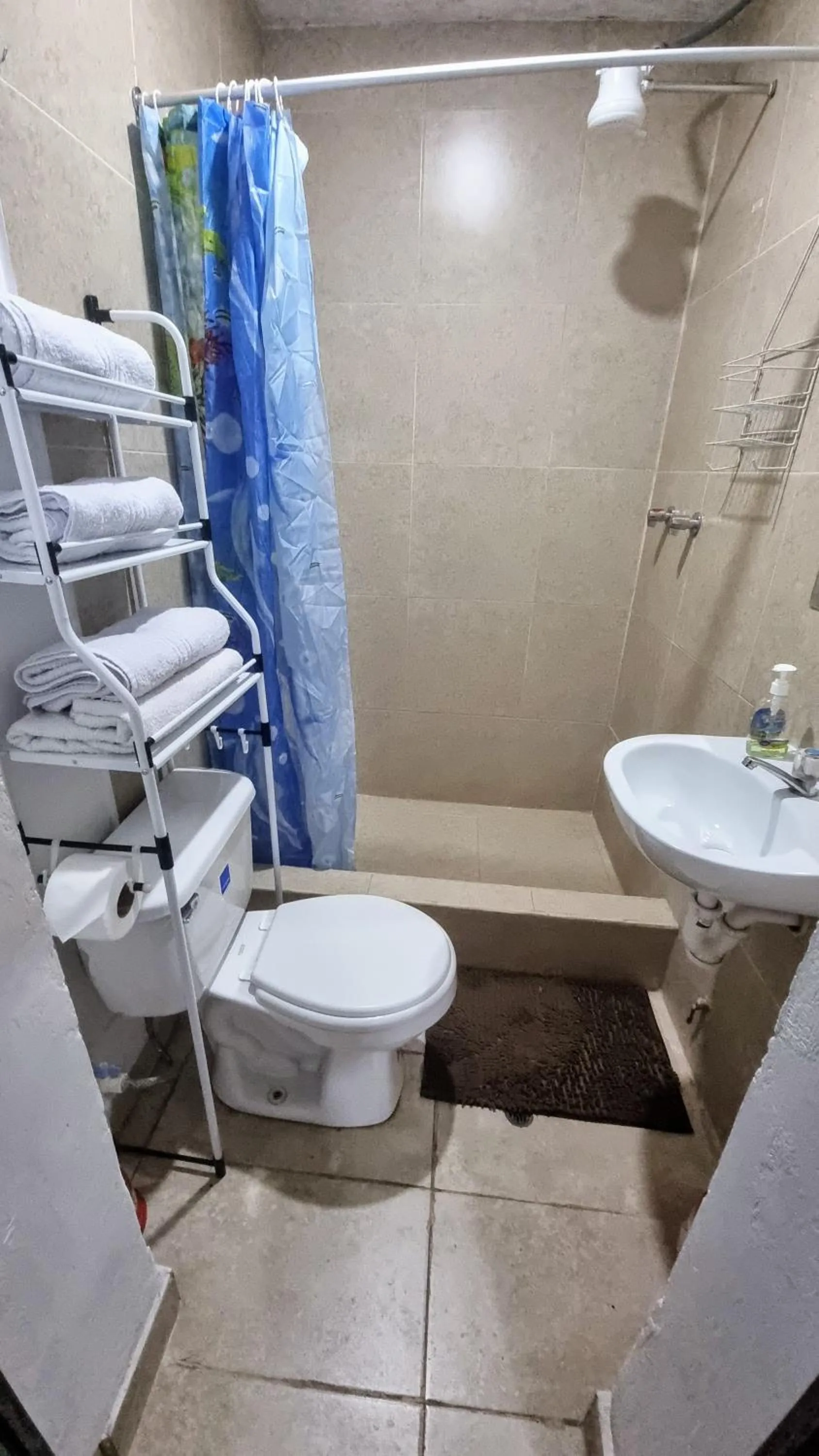 Shower in Mallku Wasi - Lodging Hotel Cusco