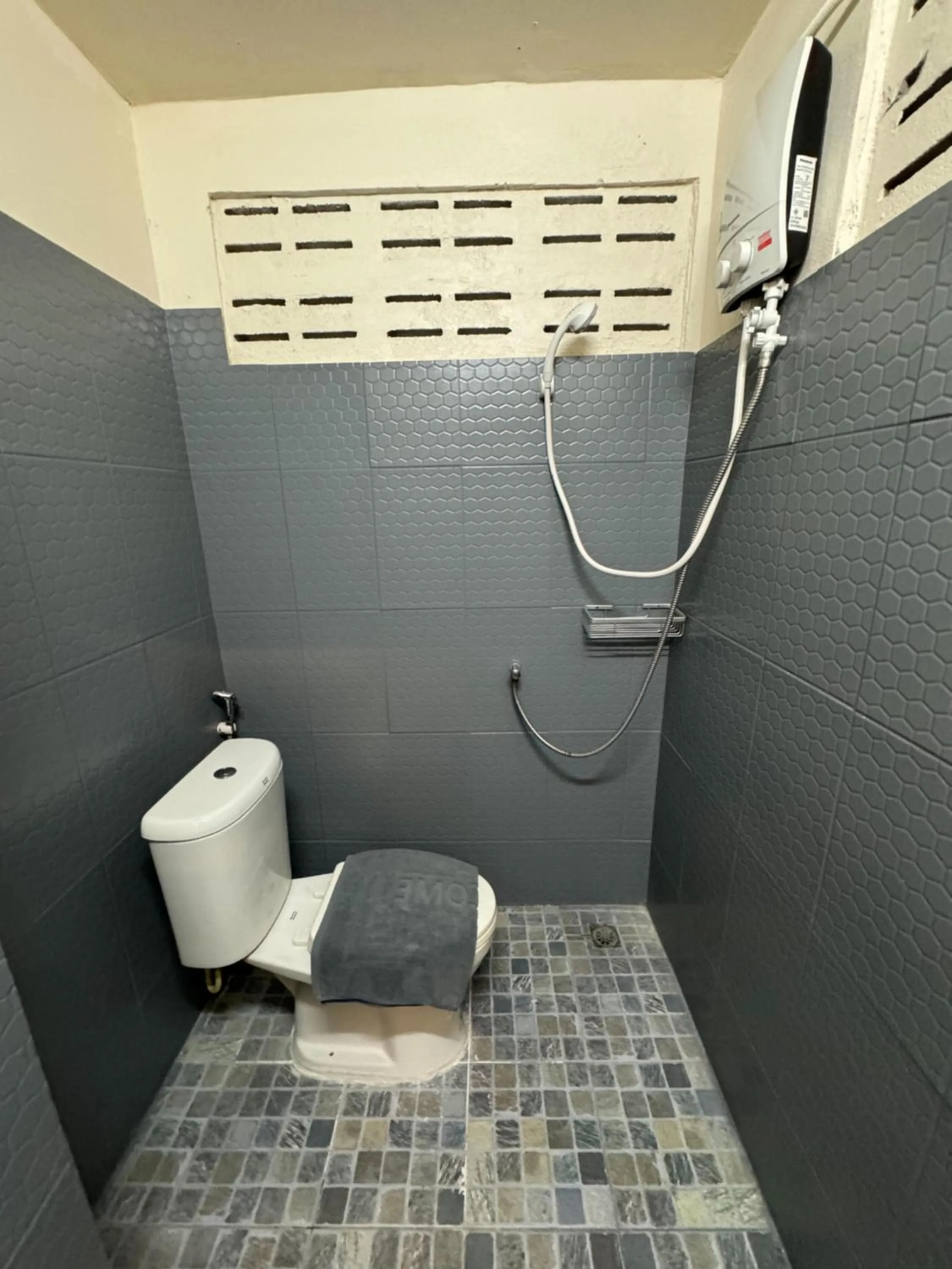 Bathroom in Leng Guest House