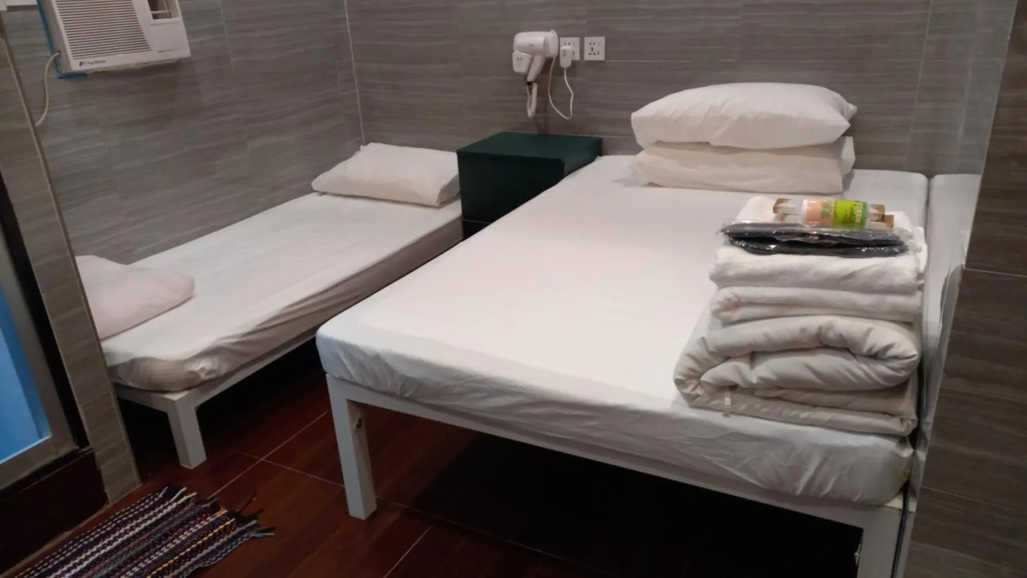 Bed in Kowloon Hostel