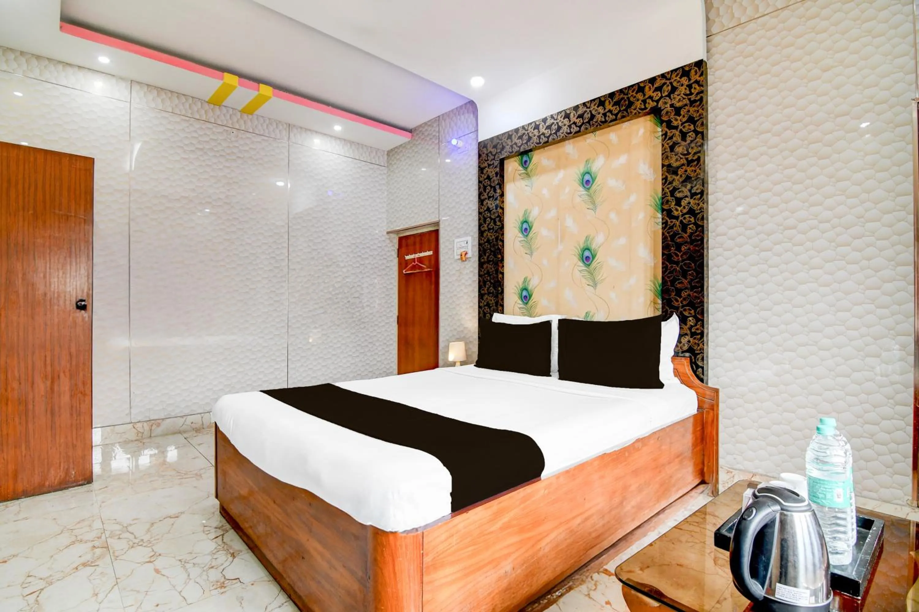 Bedroom, Bed in Super Hotel O Serampore Railway Station Formerly Rupashi Guest House
