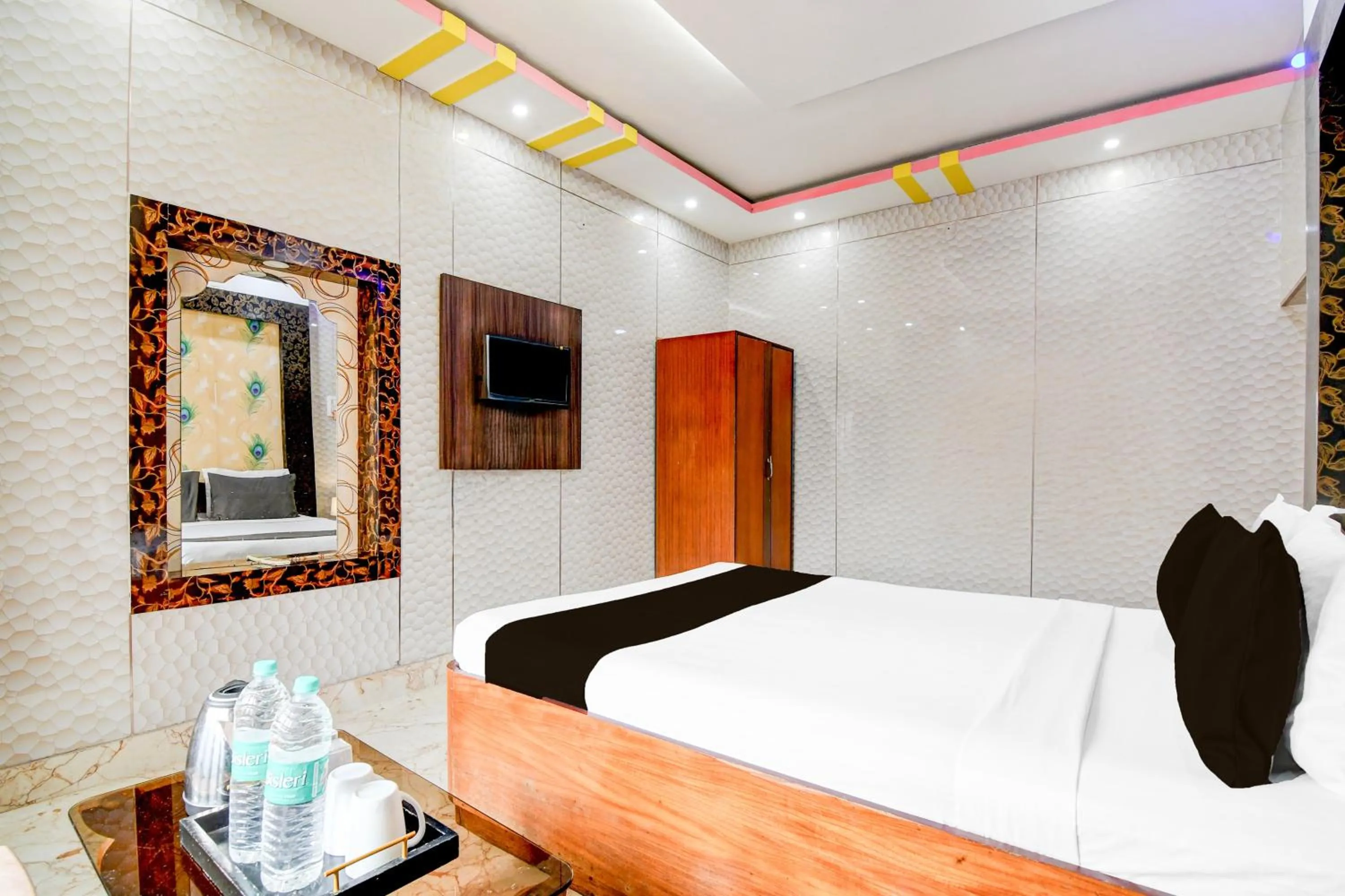 Bedroom, Bed in Super Hotel O Serampore Railway Station Formerly Rupashi Guest House