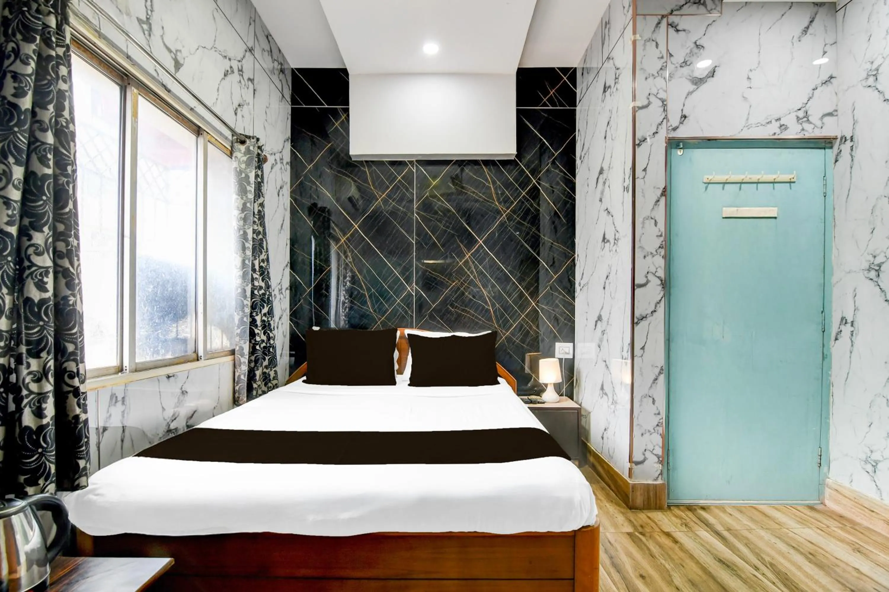 Bedroom, Bed in Super Hotel O Serampore Railway Station Formerly Rupashi Guest House