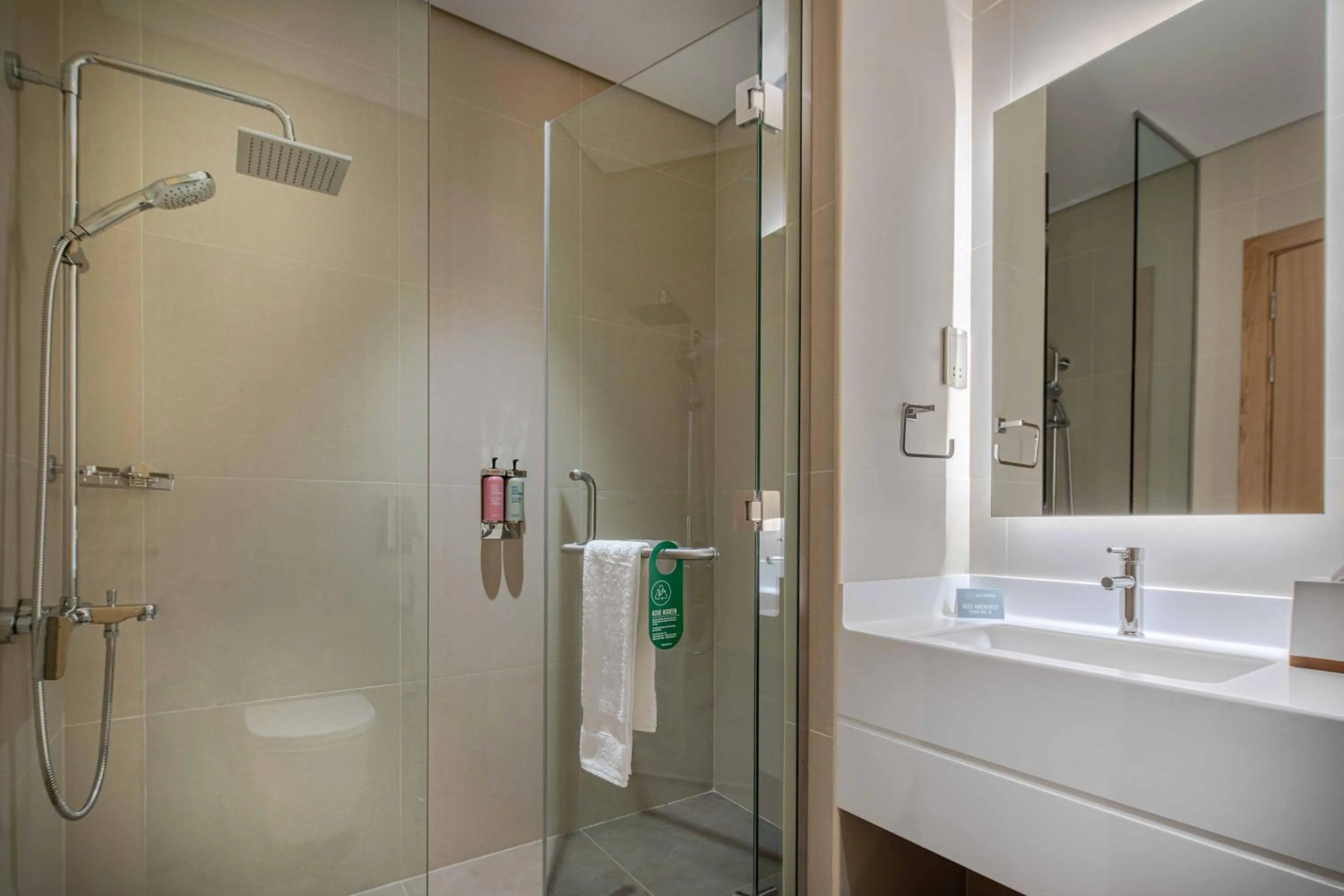 Bathroom in Rove JBR