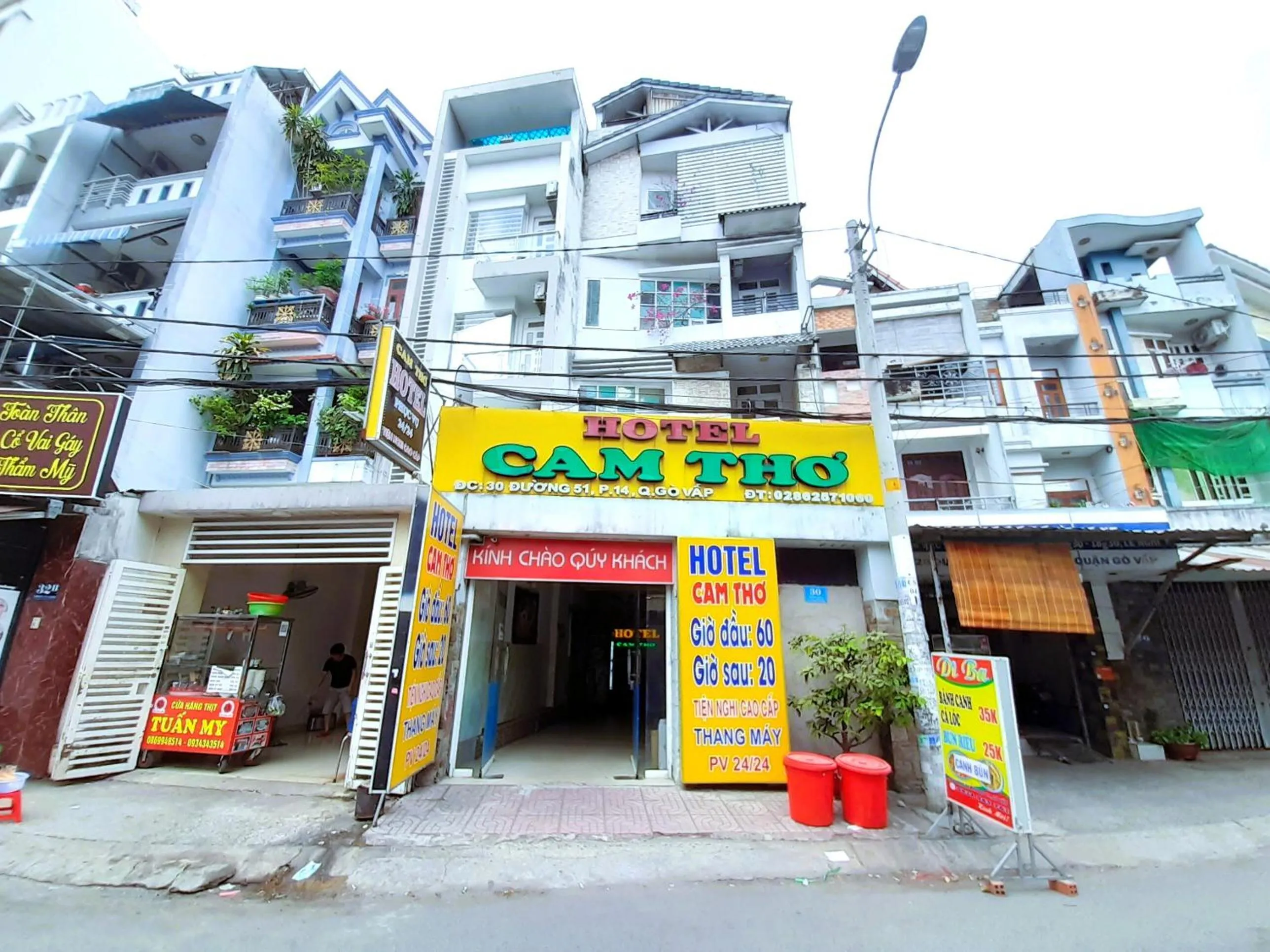 Facade/entrance in Cam Tho Hotel