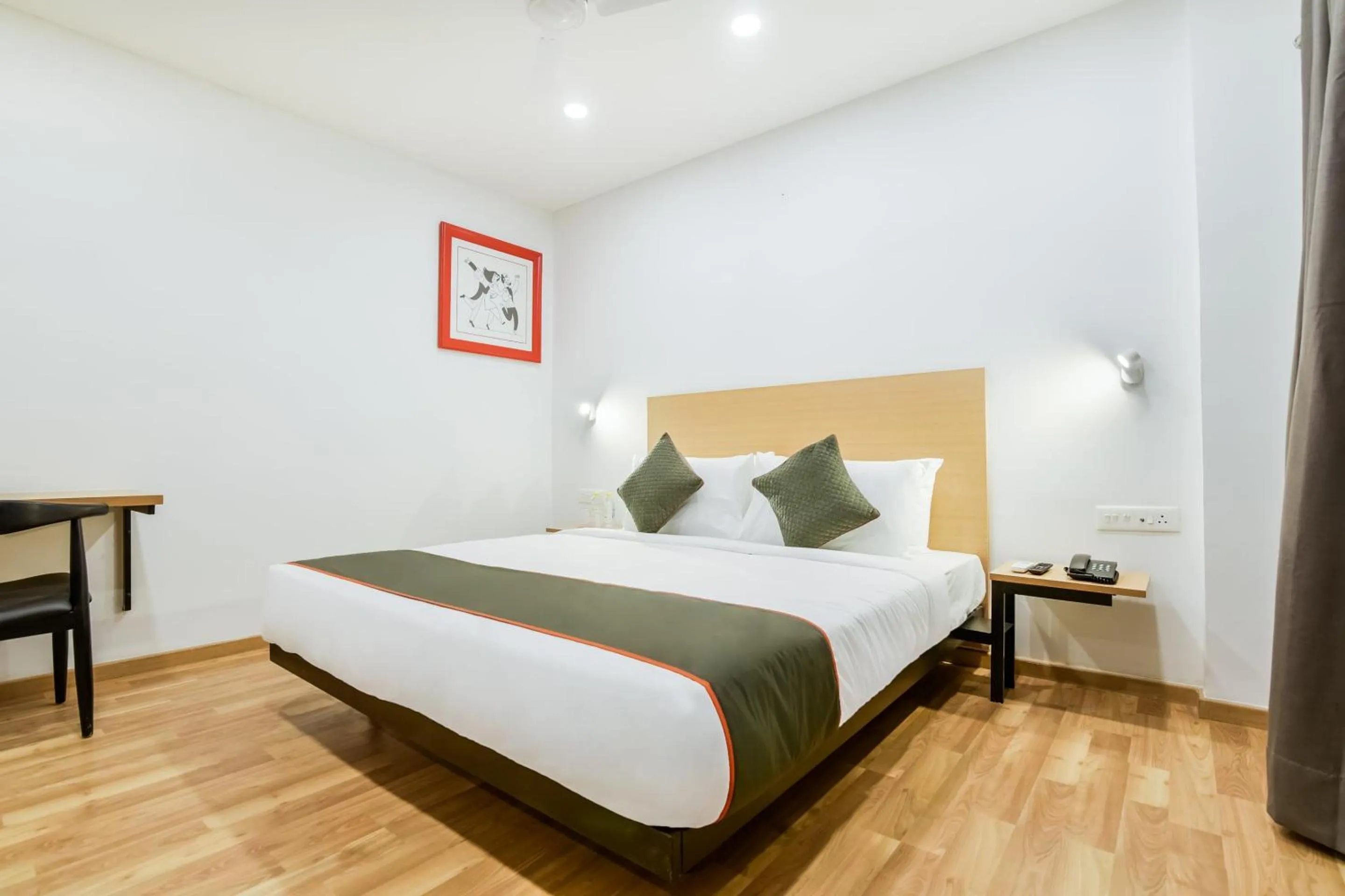 Bedroom, Bed in Super Townhouse 094 HOTEL MORO