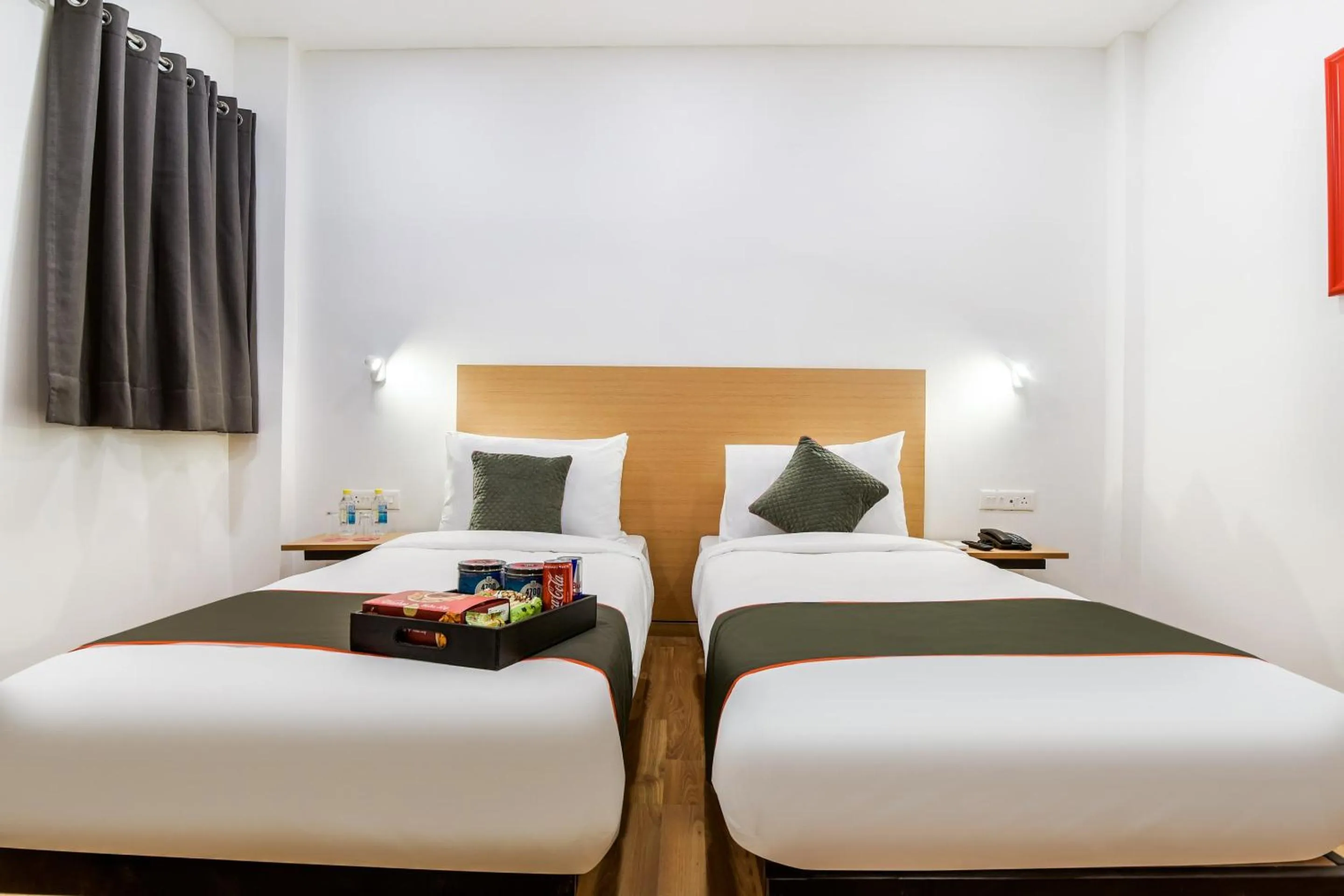 Bedroom, Bed in Super Townhouse 094 HOTEL MORO