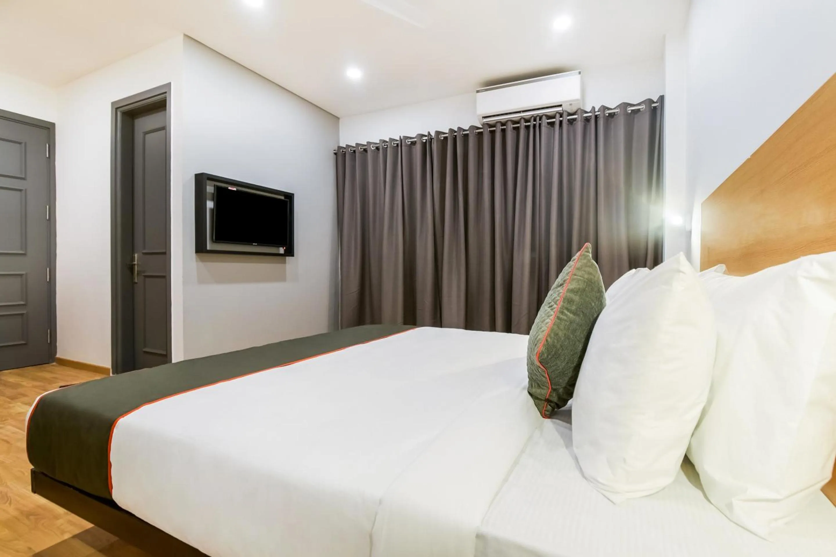 Bedroom, Bed in Super Townhouse 094 HOTEL MORO