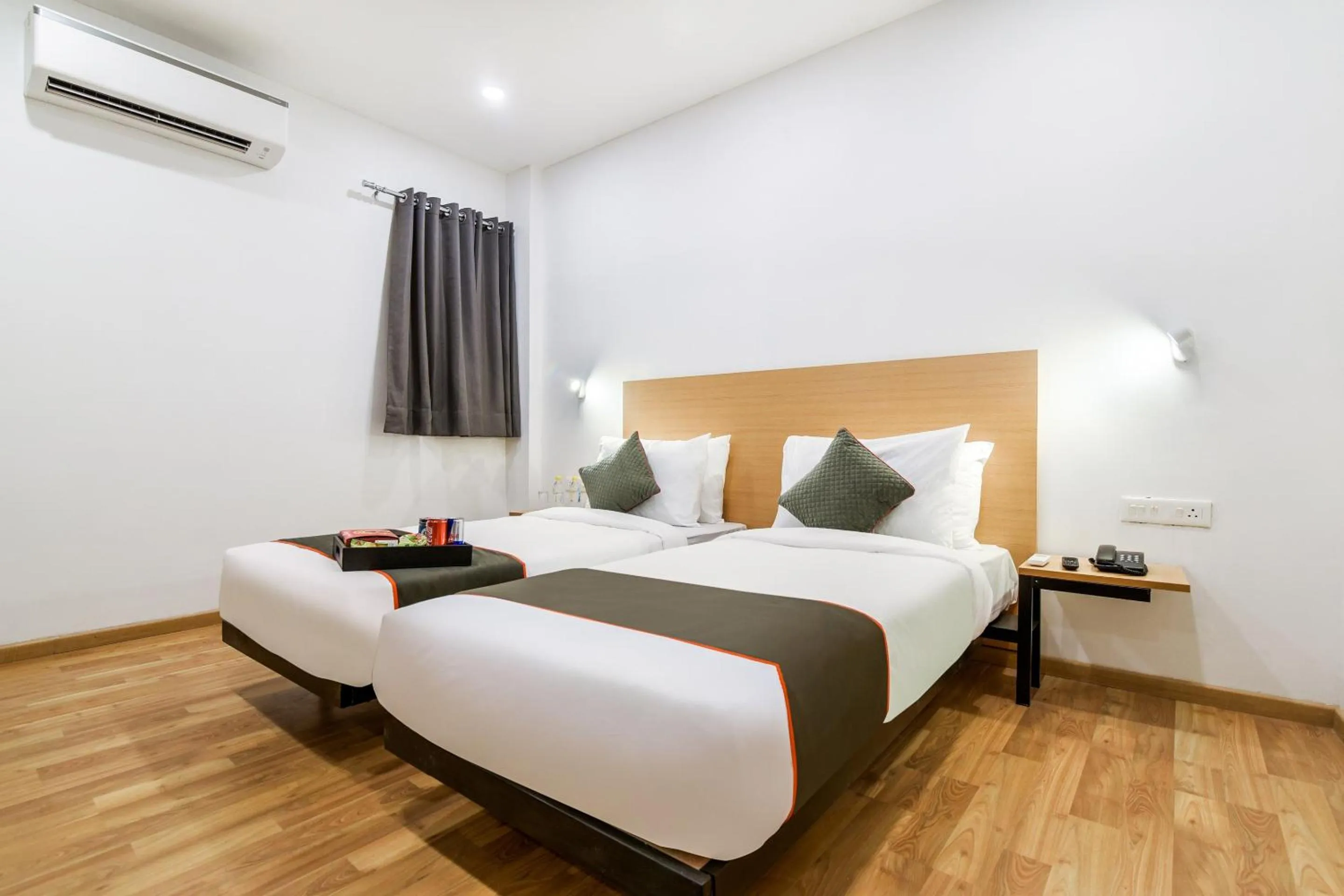 Bedroom, Bed in Super Townhouse 094 HOTEL MORO