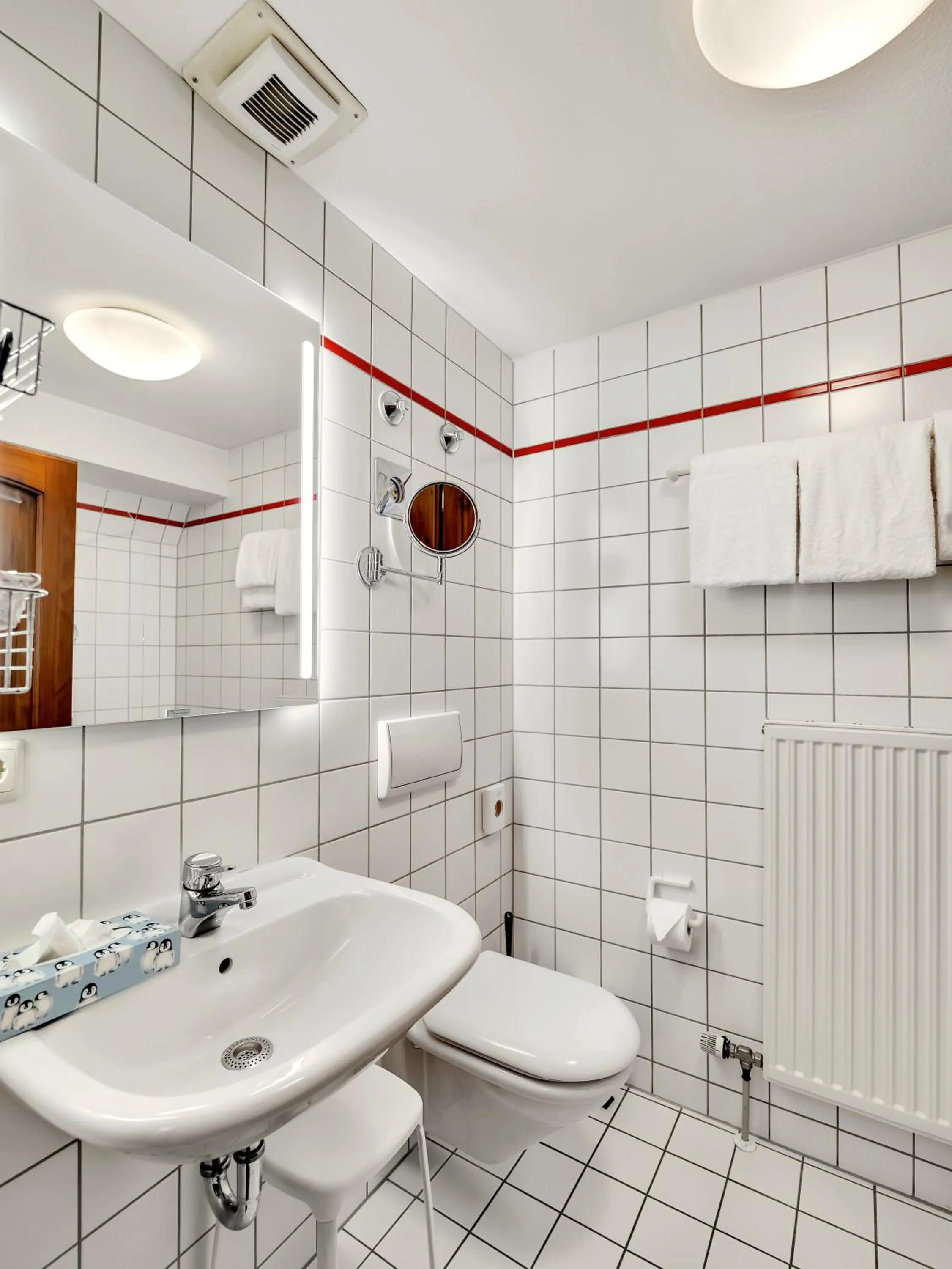 Bathroom in Artistique Hotel