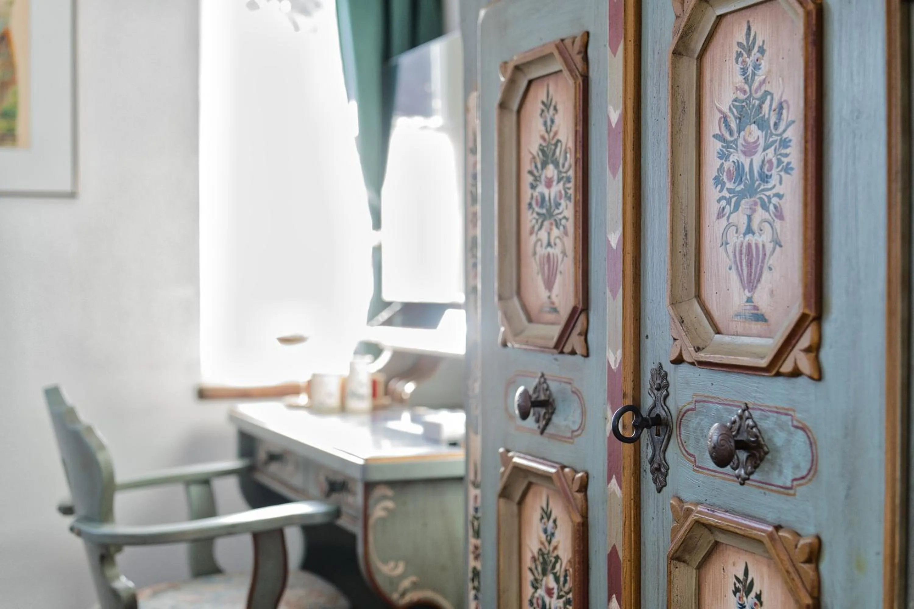 Decorative detail in Artistique Hotel