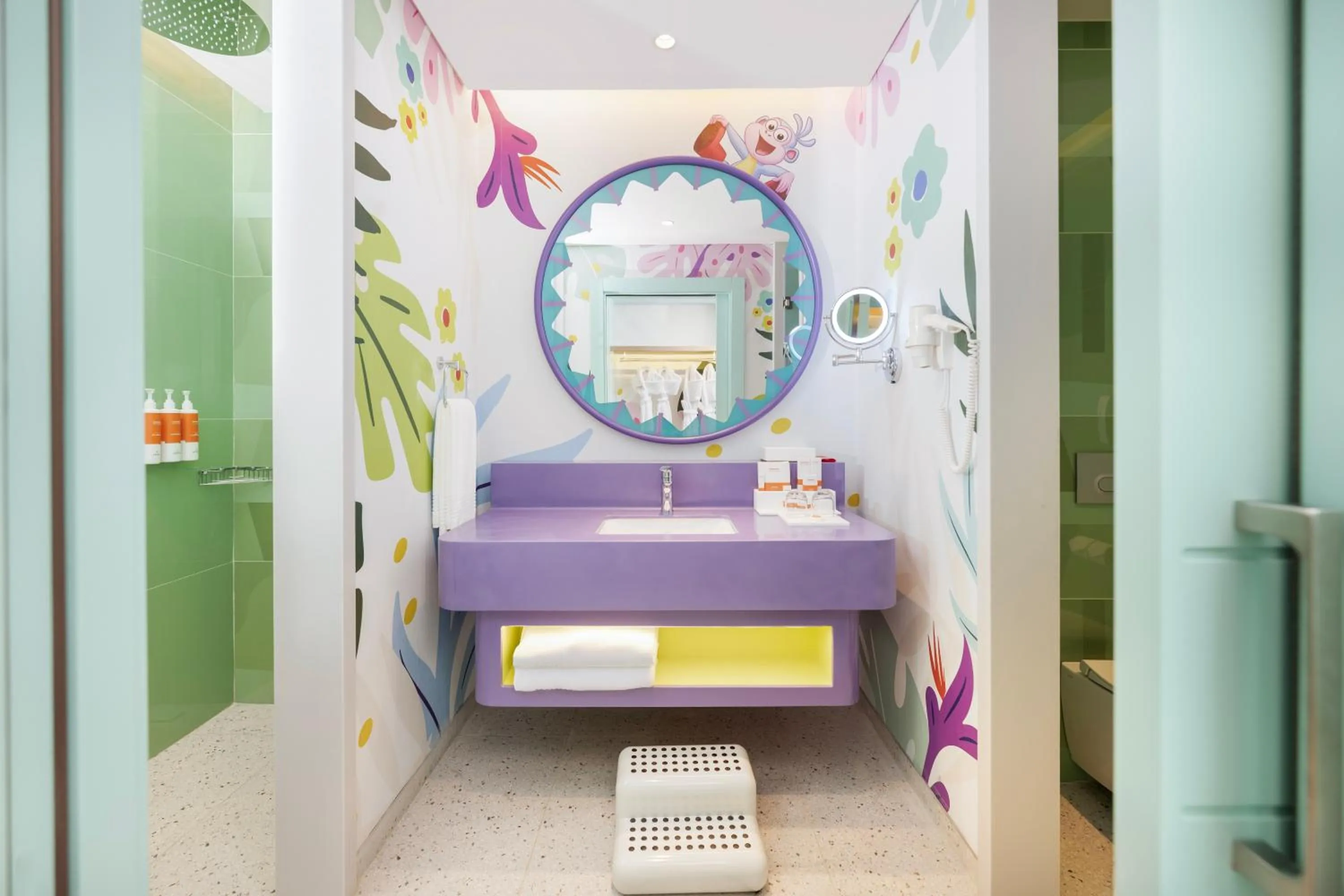 Bathroom, Bed in The Land Of Legends Nickelodeon Hotel Antalya